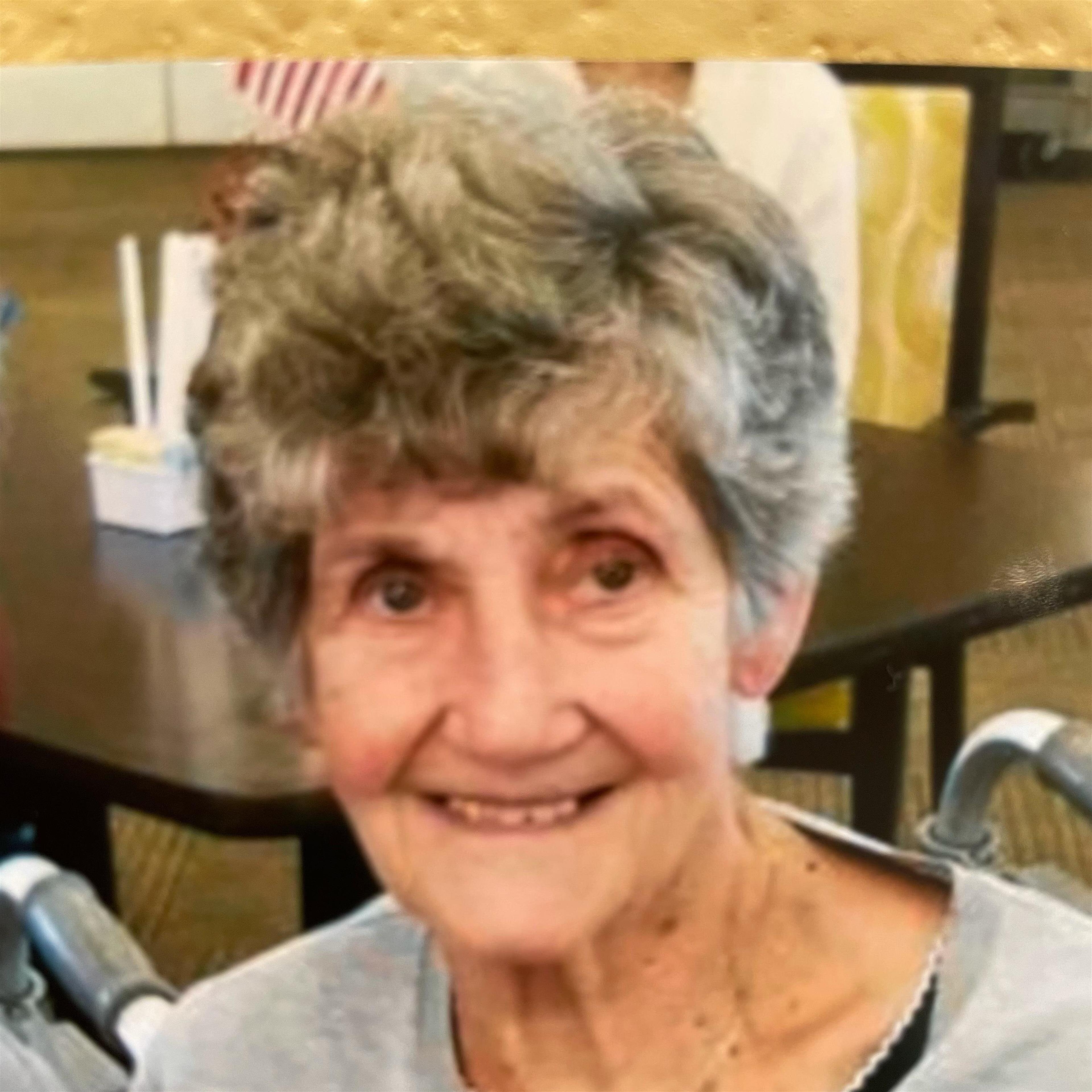 Lois Maxine Allred