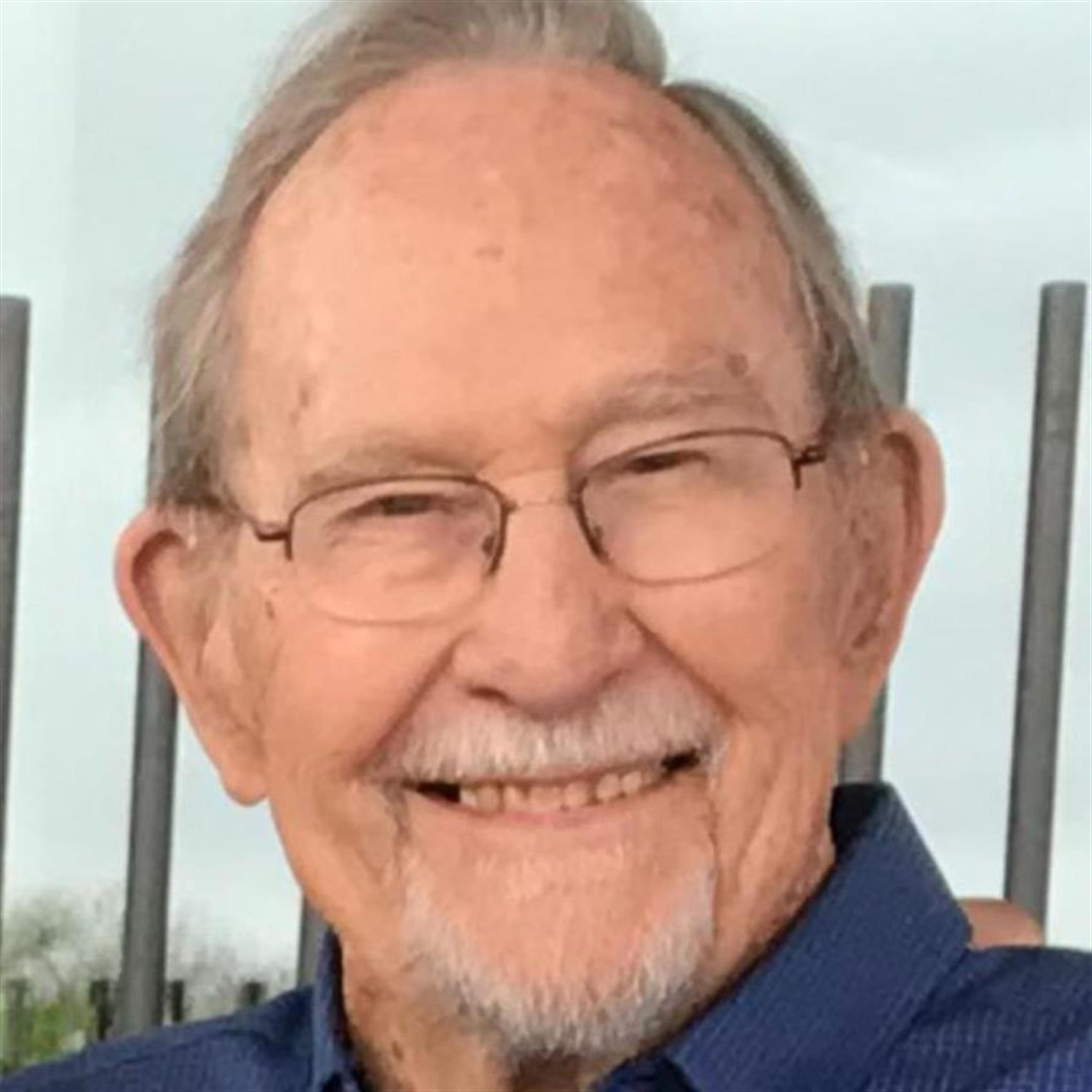 Roy Lee Heard's obituary picture