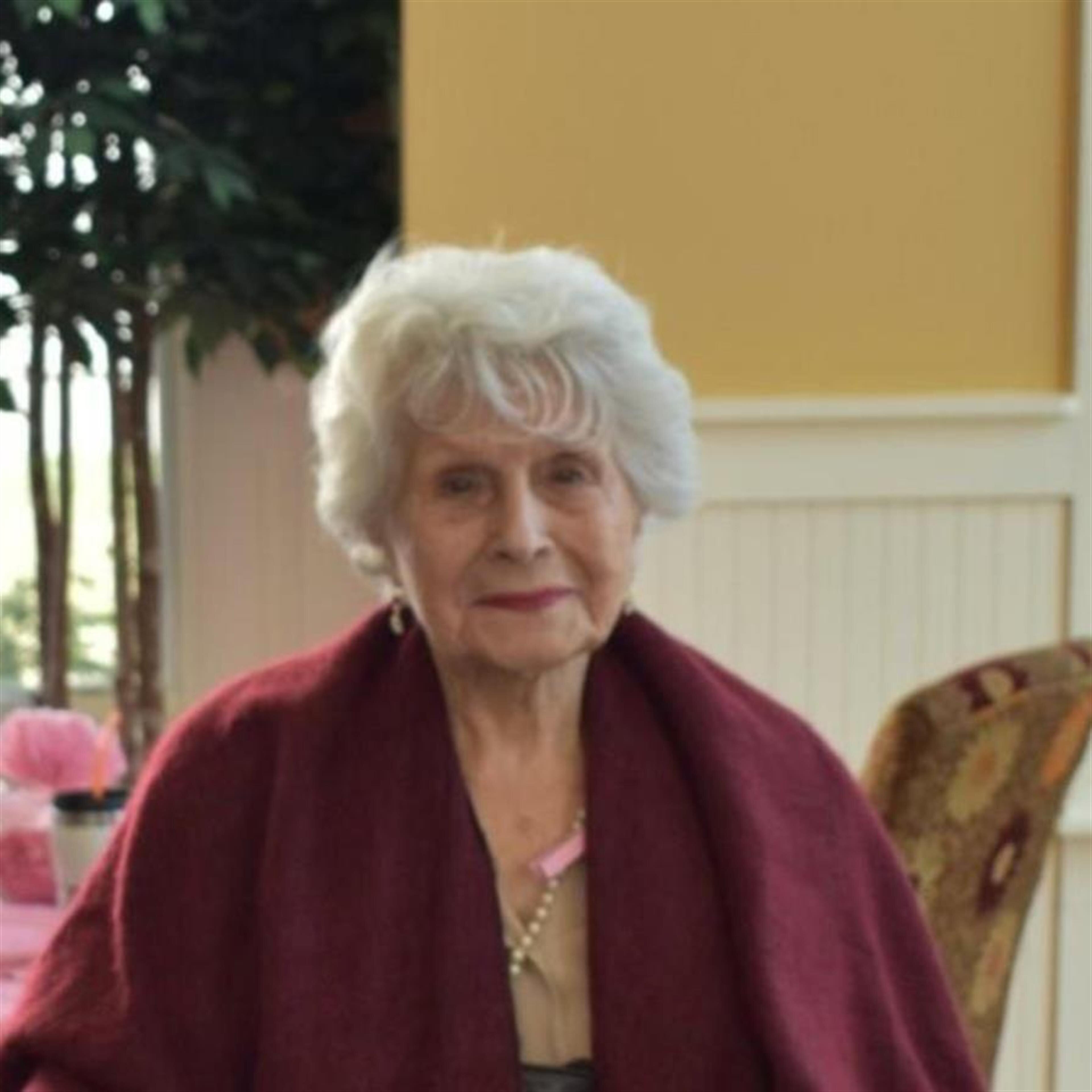Ruth Estrada