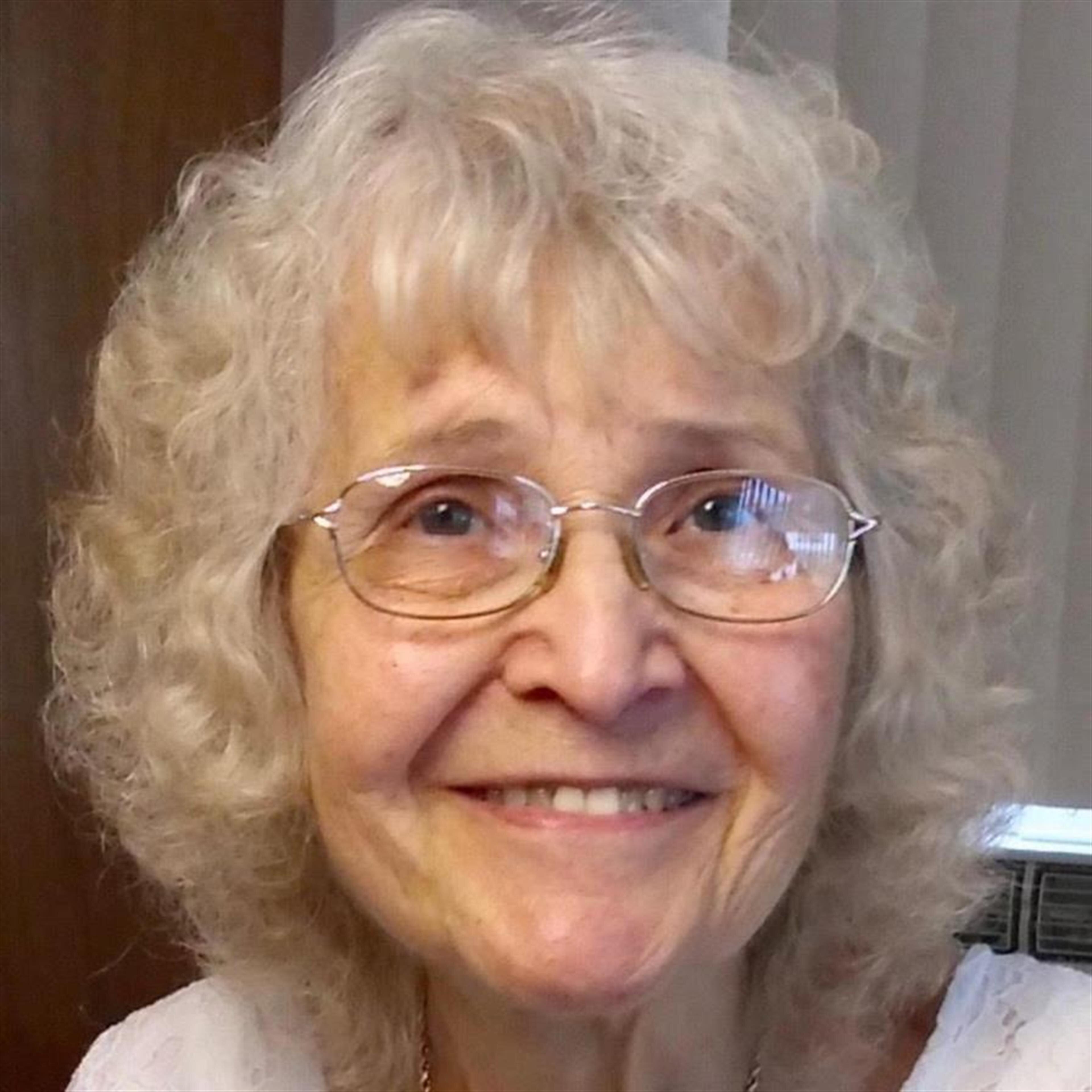 Clara Lowe