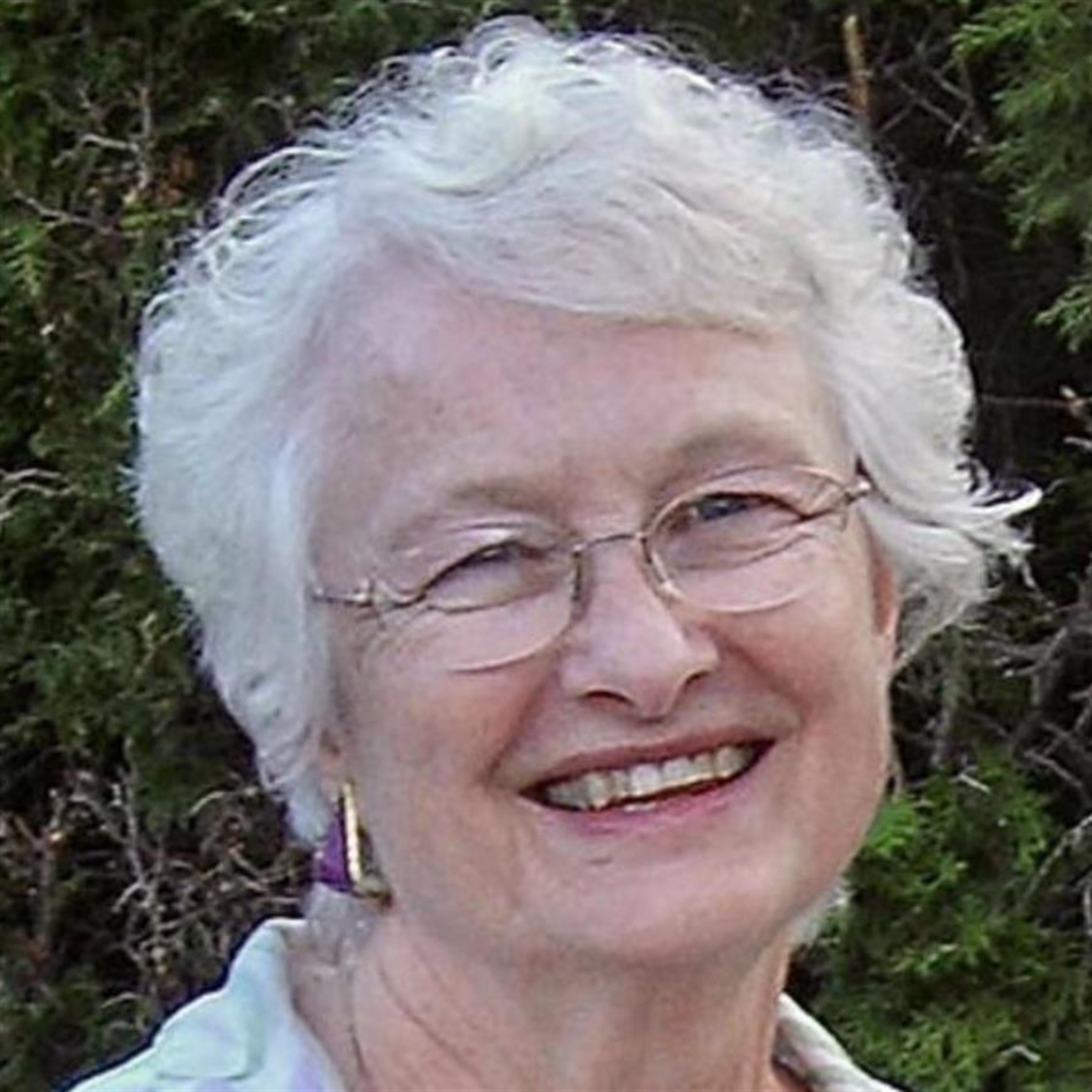 Marta Lu Firman