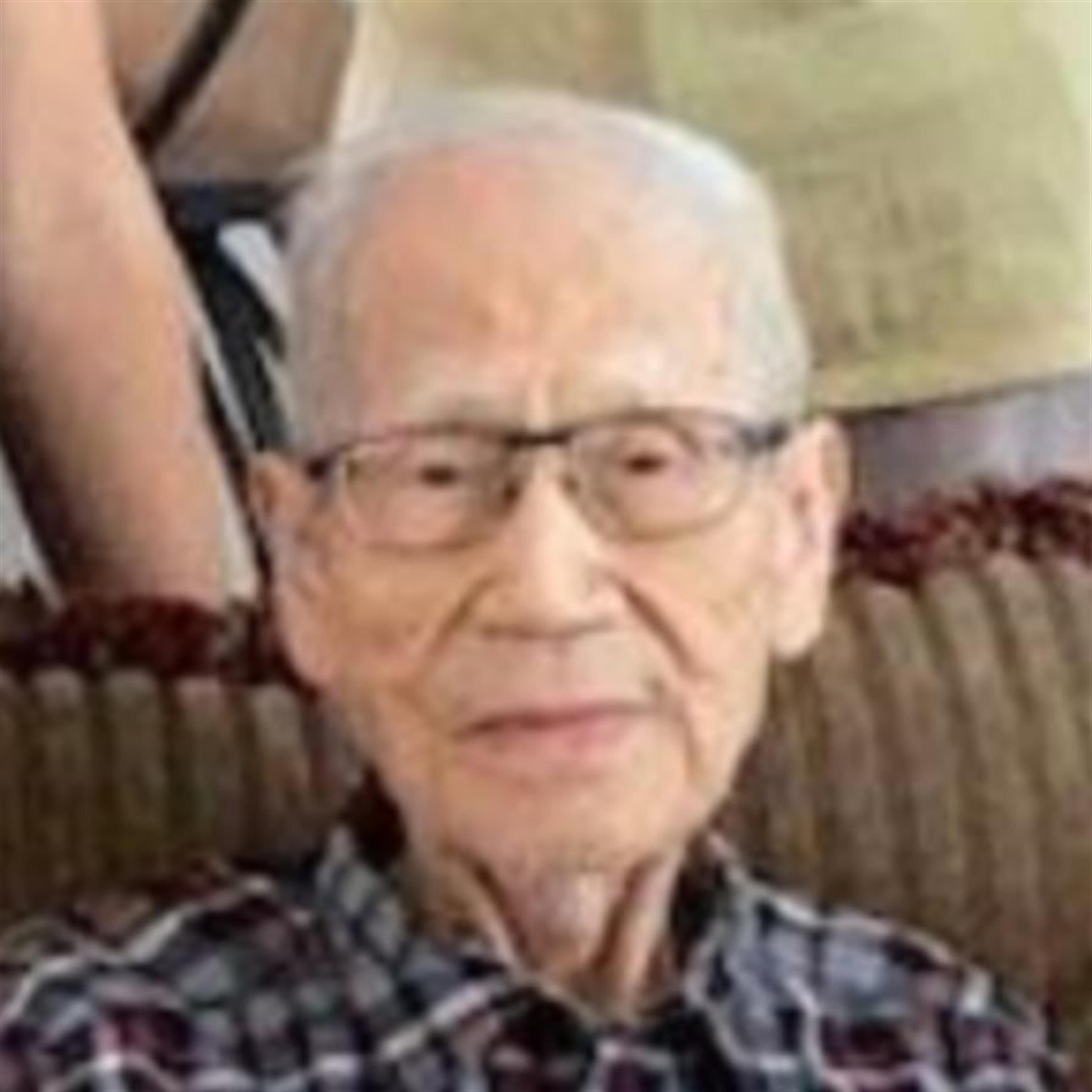 Ernest Tom