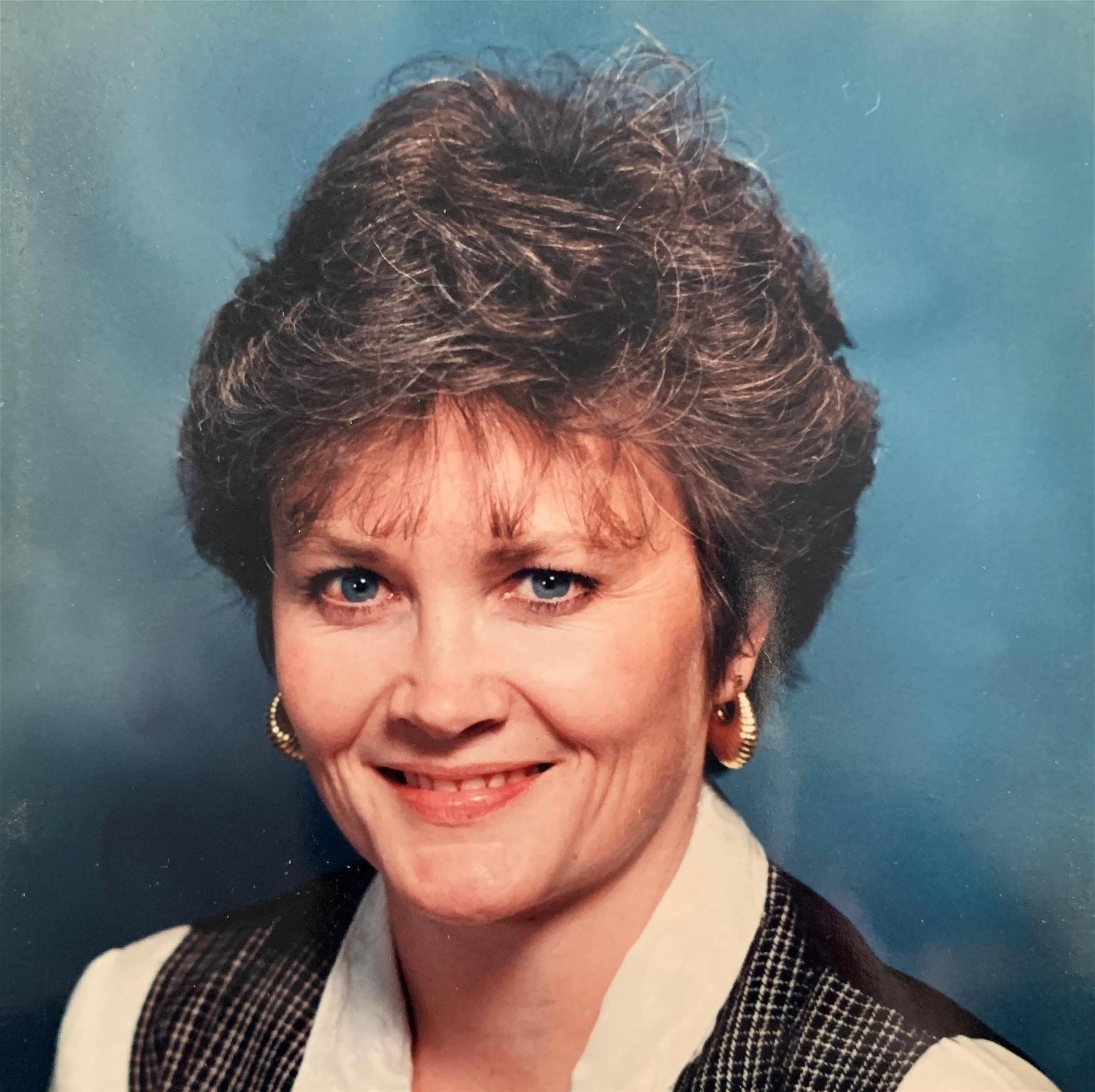 Lisa E. Hull