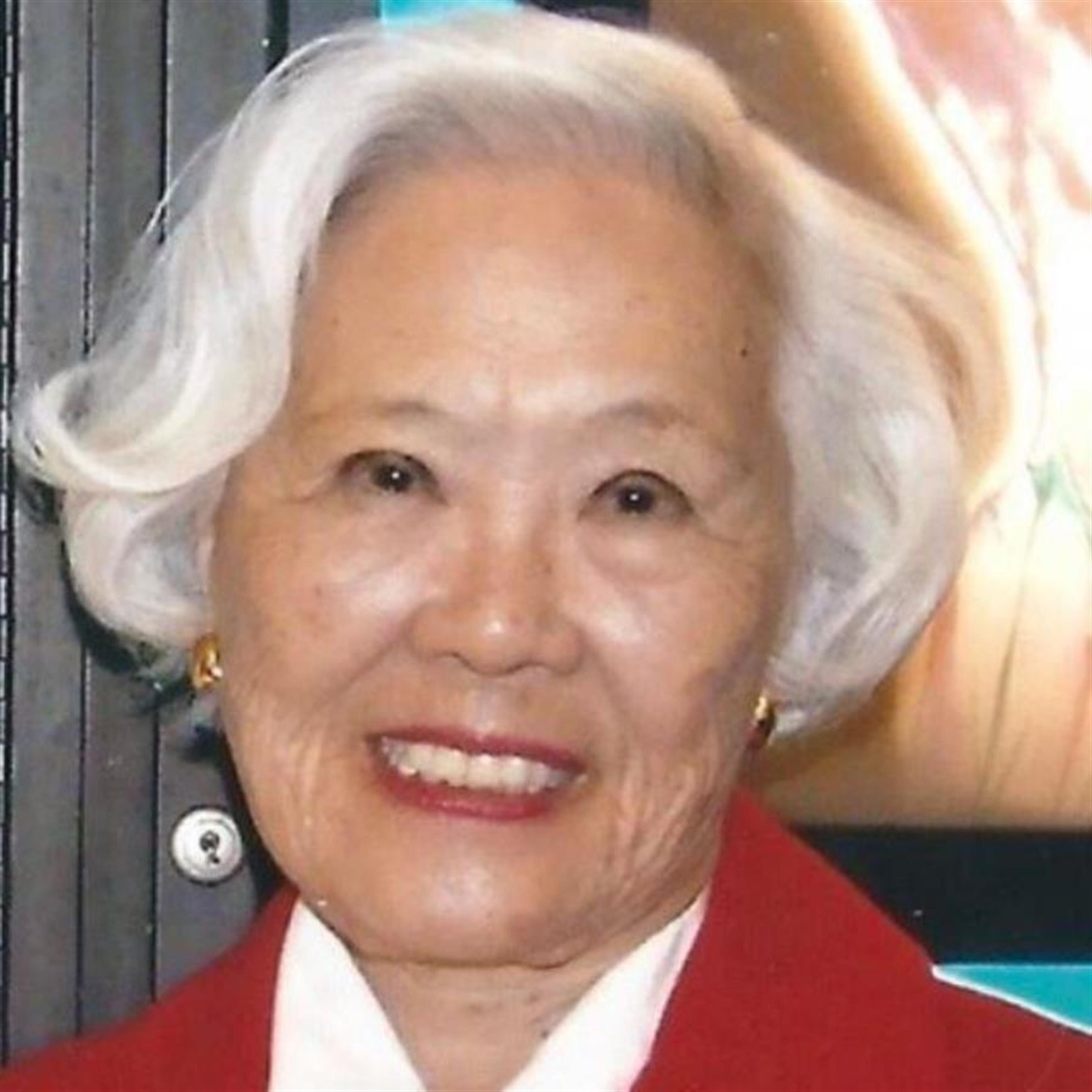 Juanita Kau Chock
