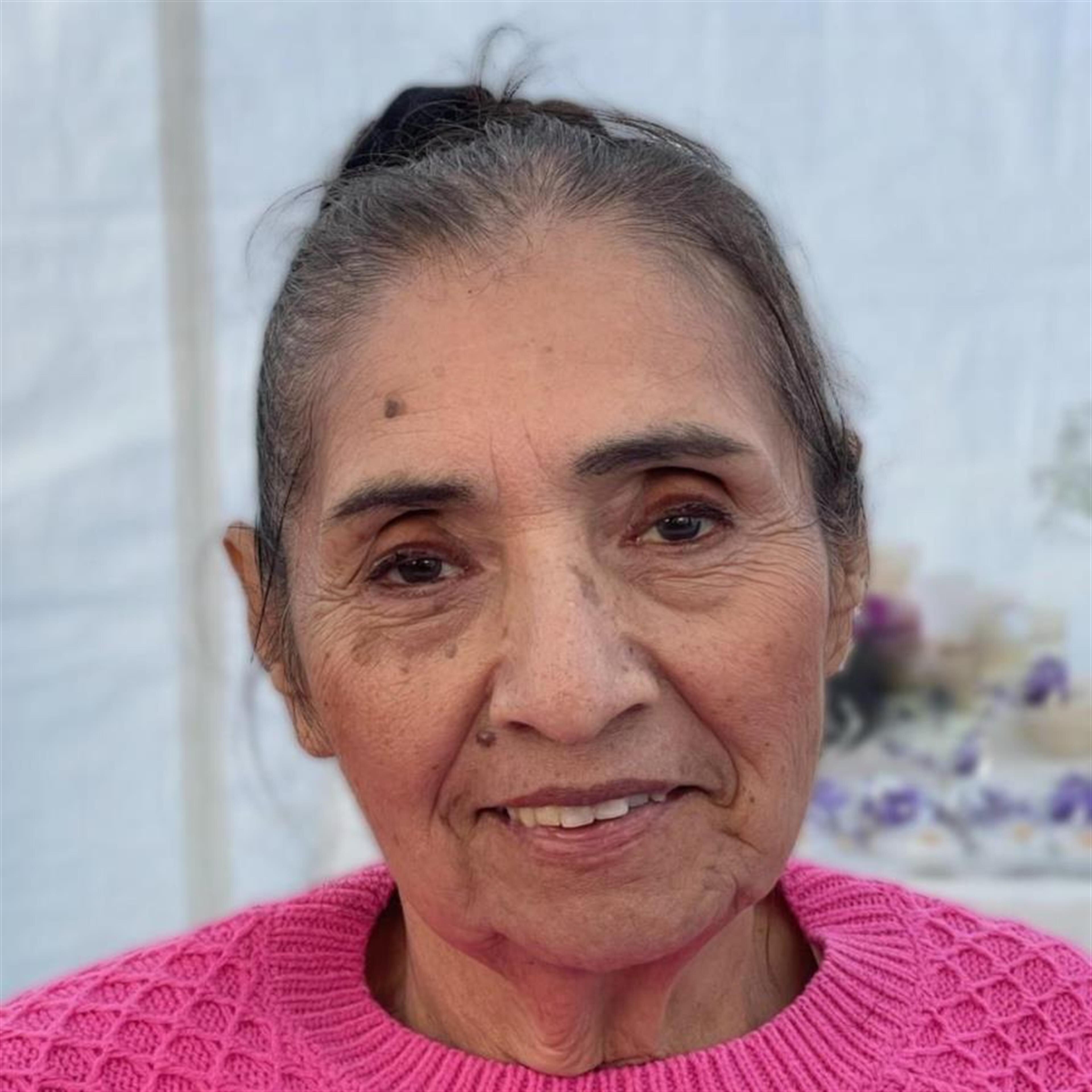 Maria A Vasquez de Salinas