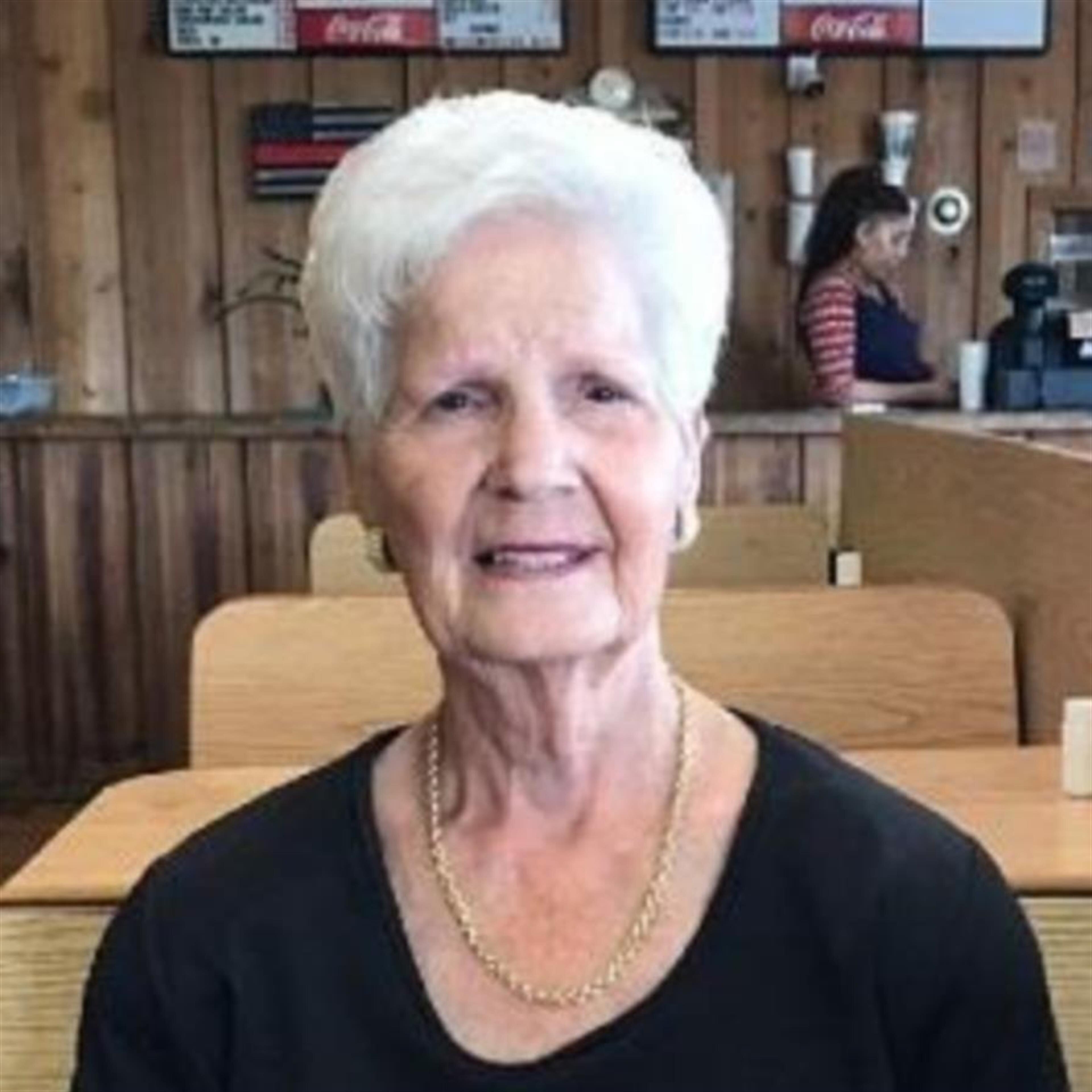 Willie Bea Kirkland Hooten