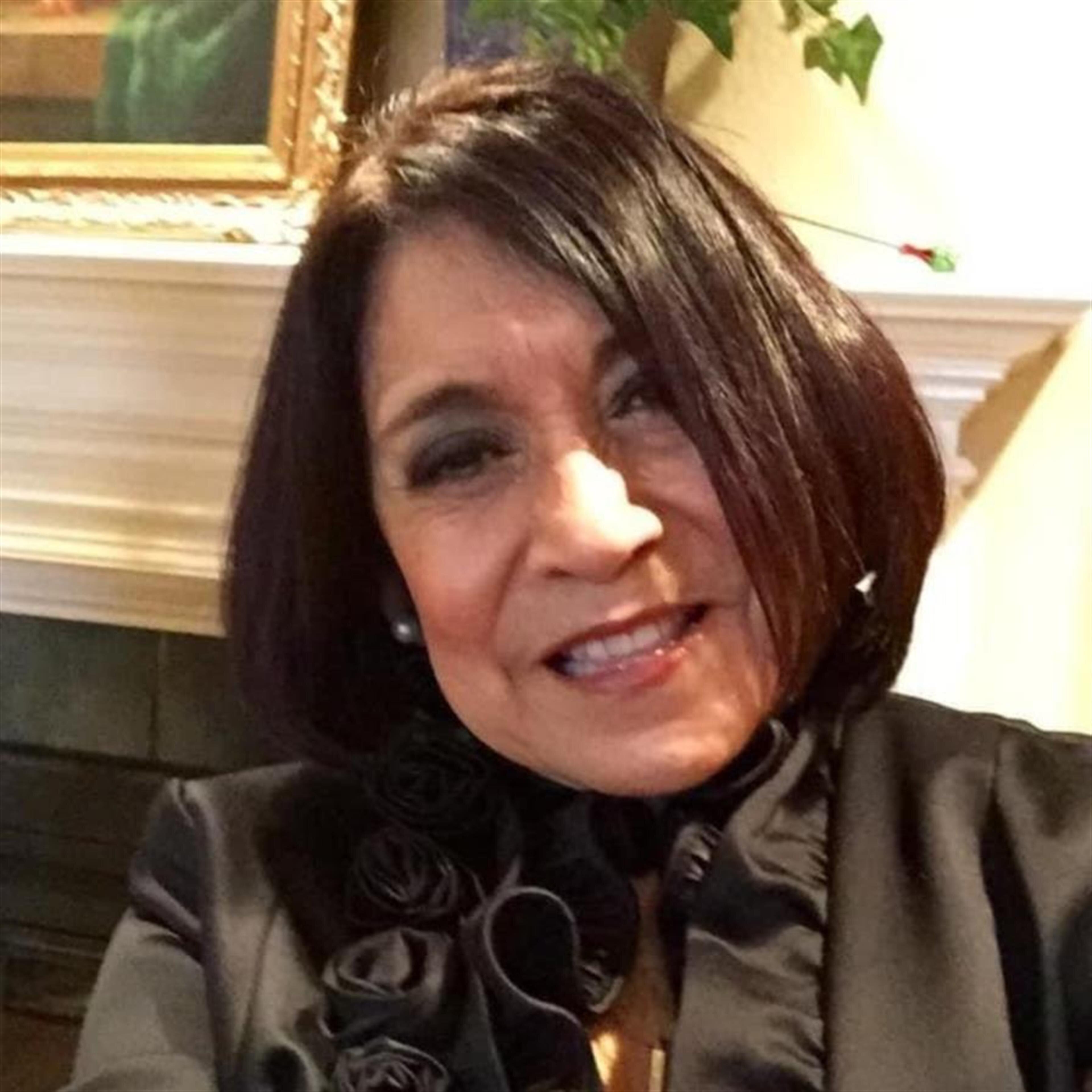 Rachel Escobar Rowe