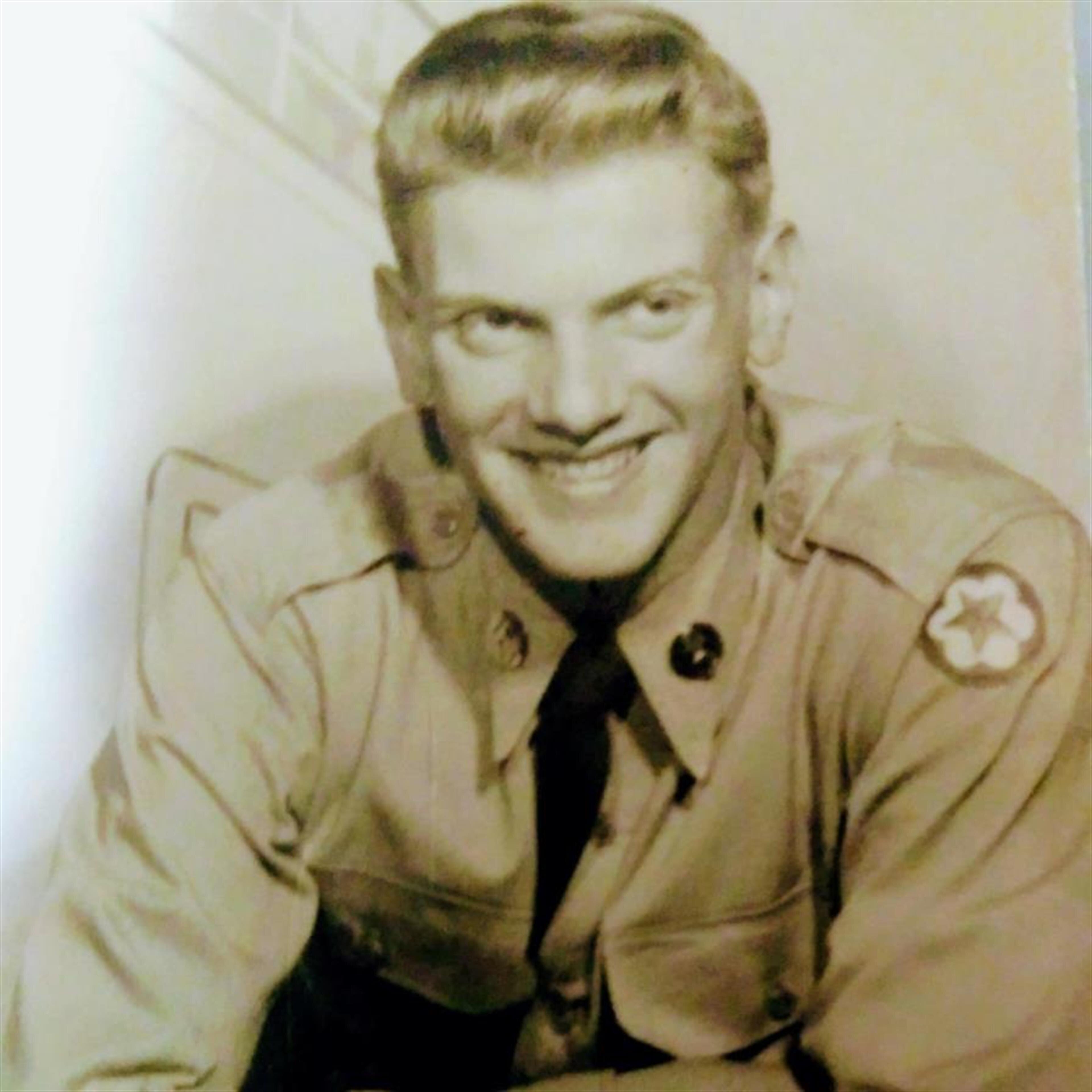 Eugene (Gene)  David Swimer