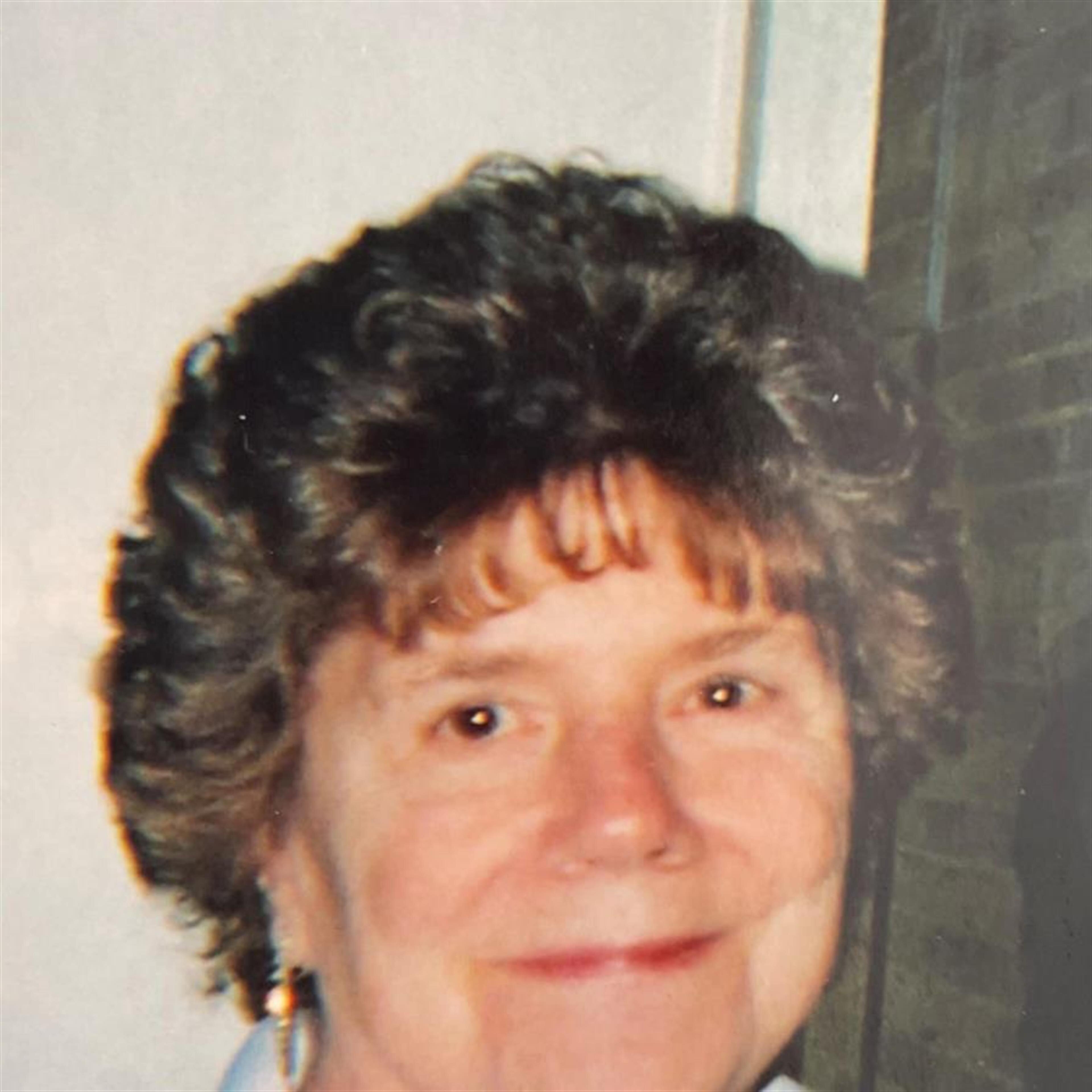 Mary L Dreslinski