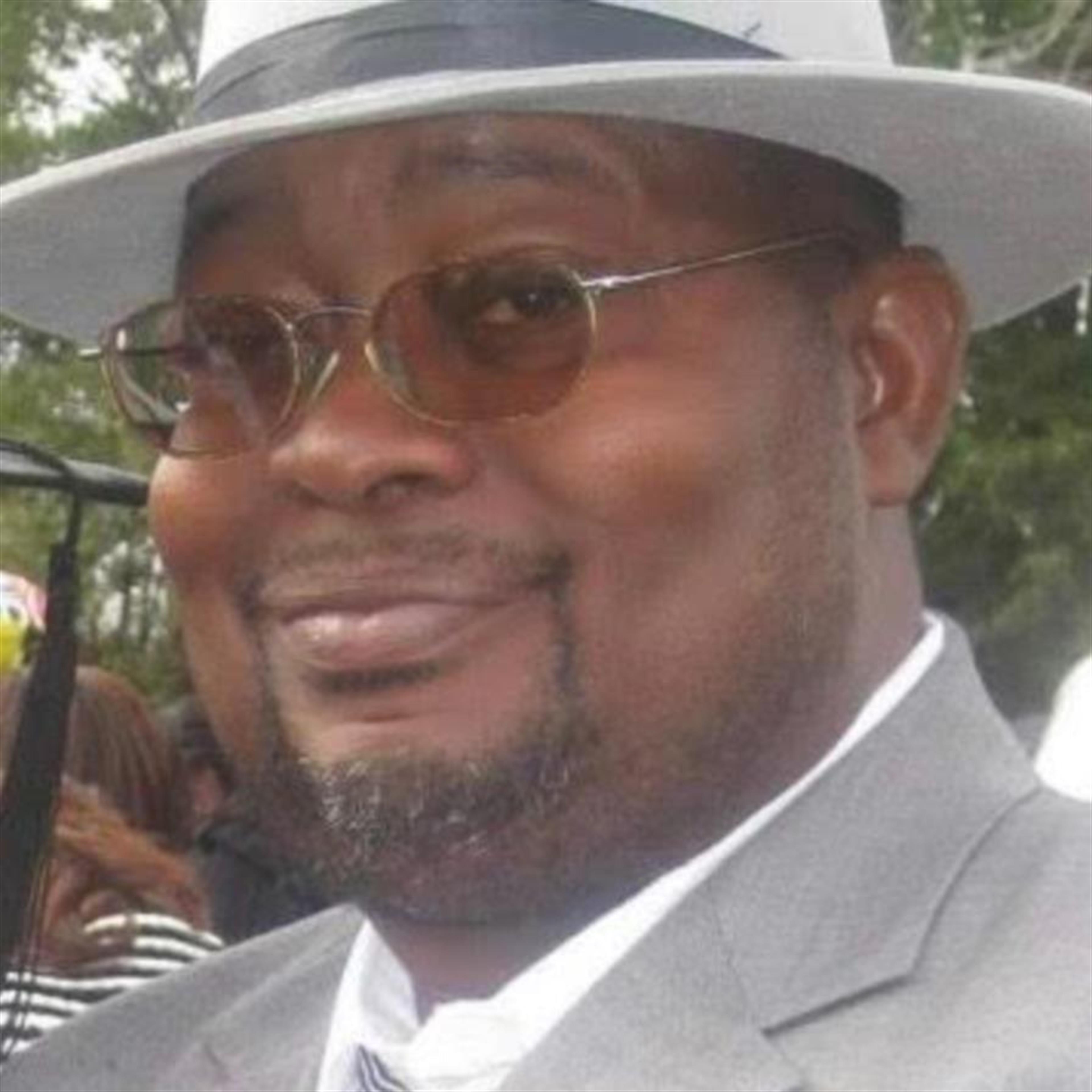 Mr. William Larry Kennedy