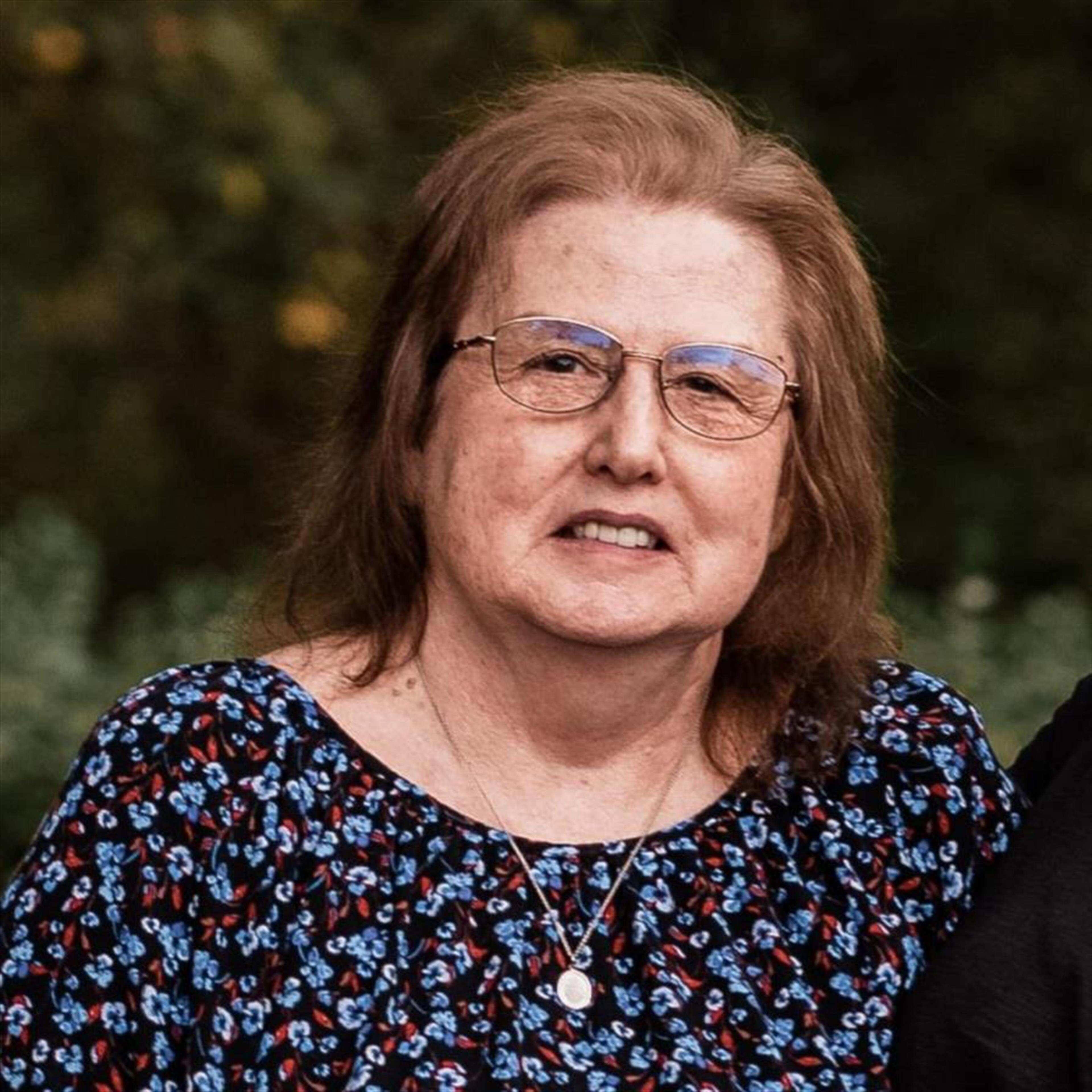 Pamela Dell Barr