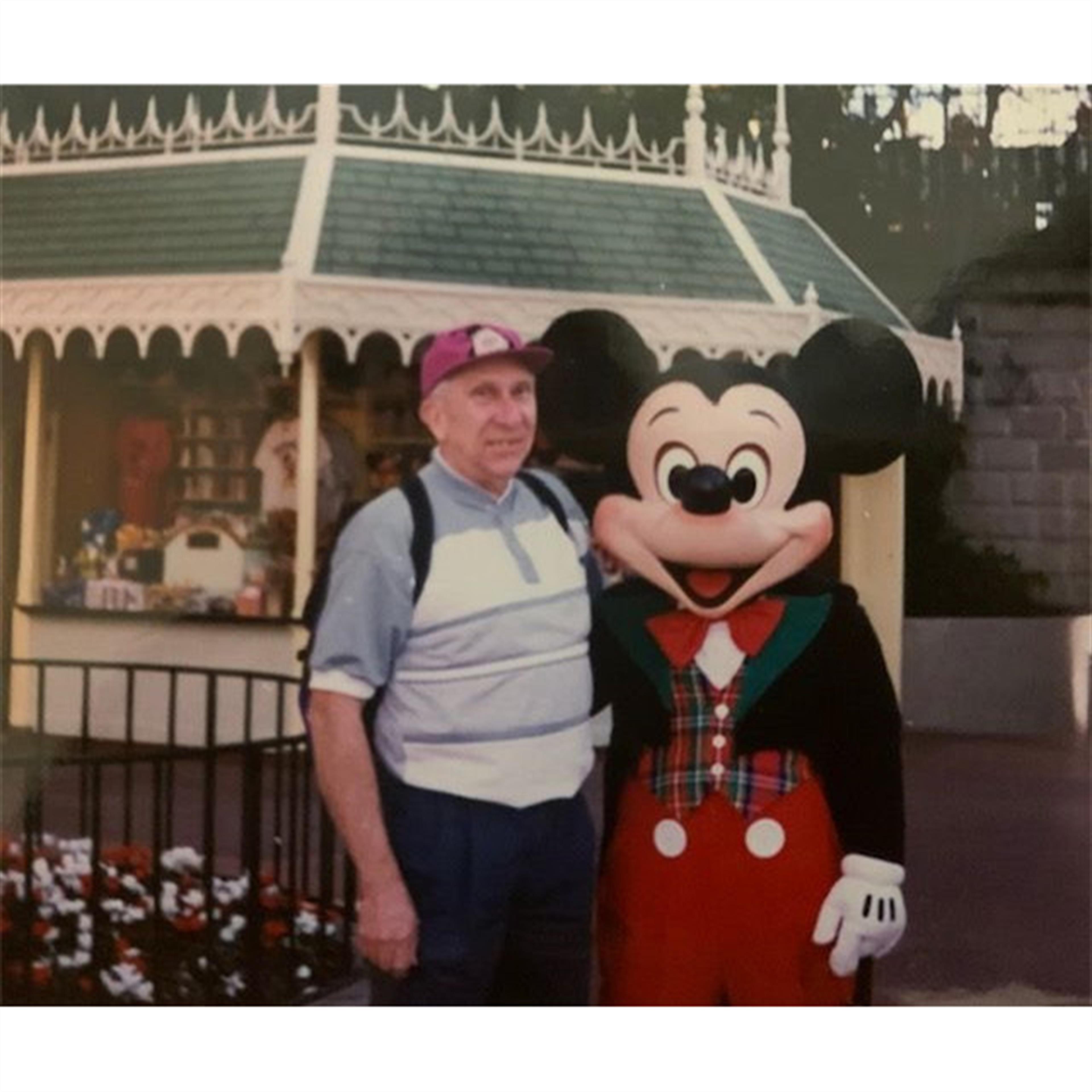 Donald Roger Kruse's obituary picture