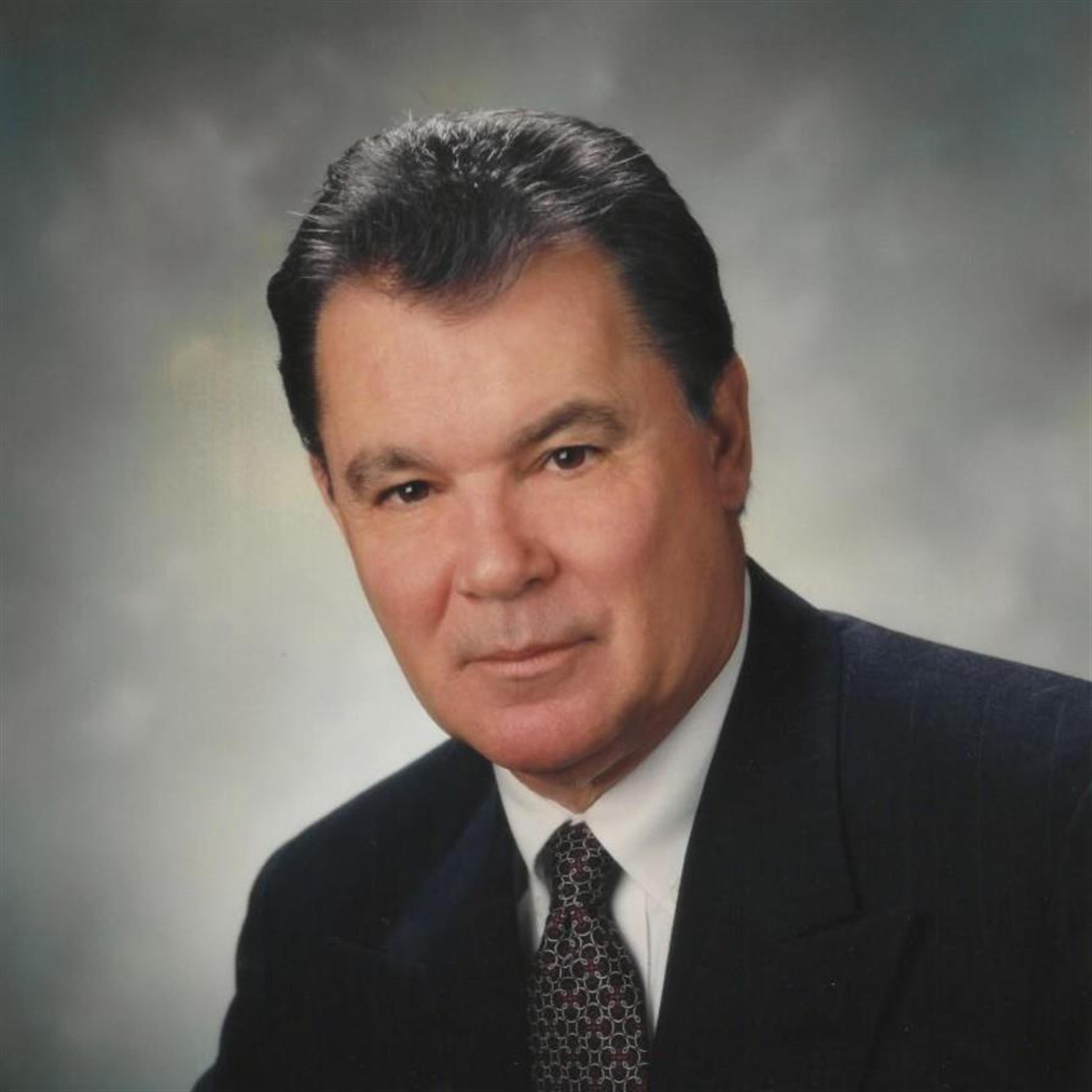 William L. Viands Jr.
