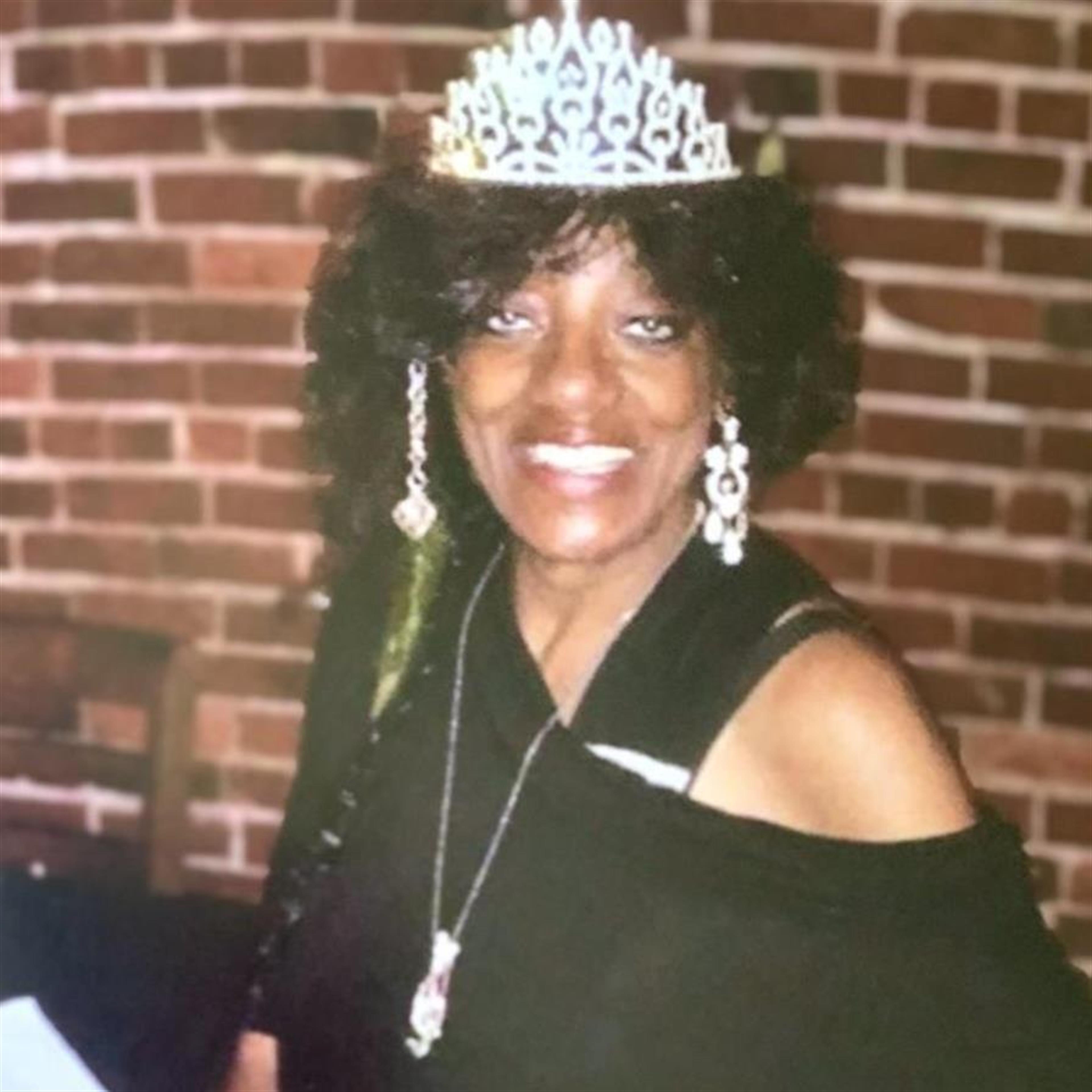 Sondra Lee Holliday "Smitti"