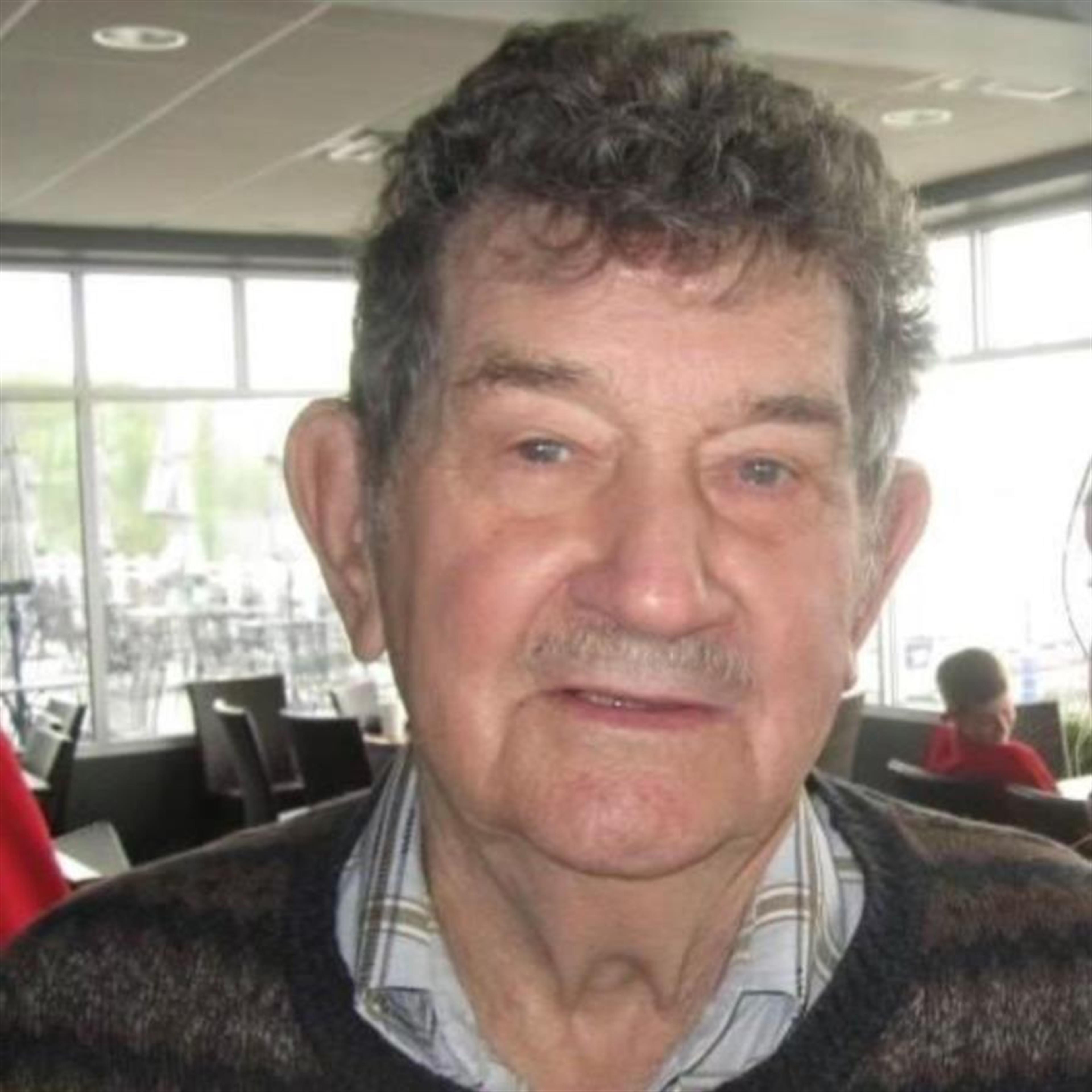 Vernon Lee Lafollette