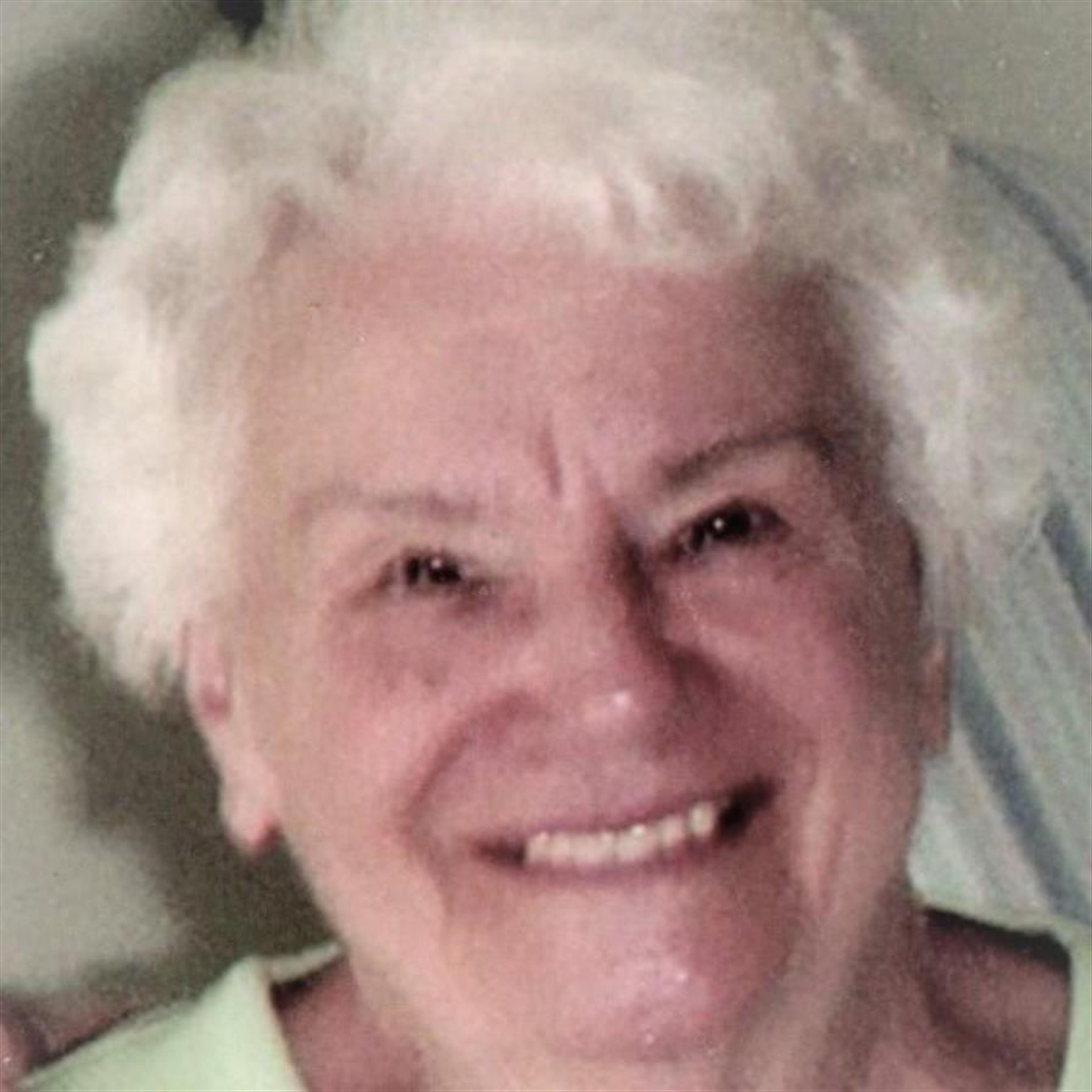 Helen "Molly" (Malytich) Bacon