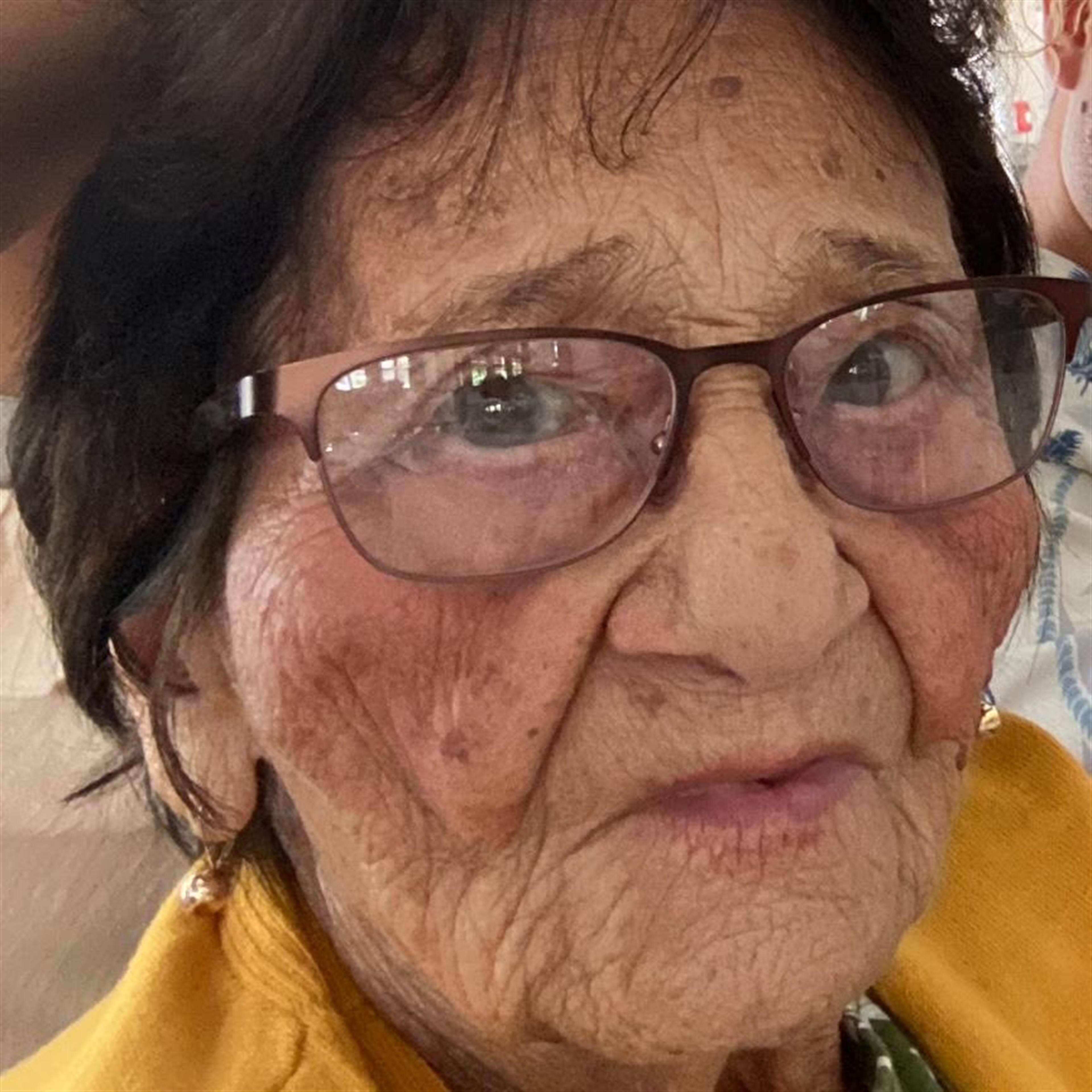 Esther Santiago