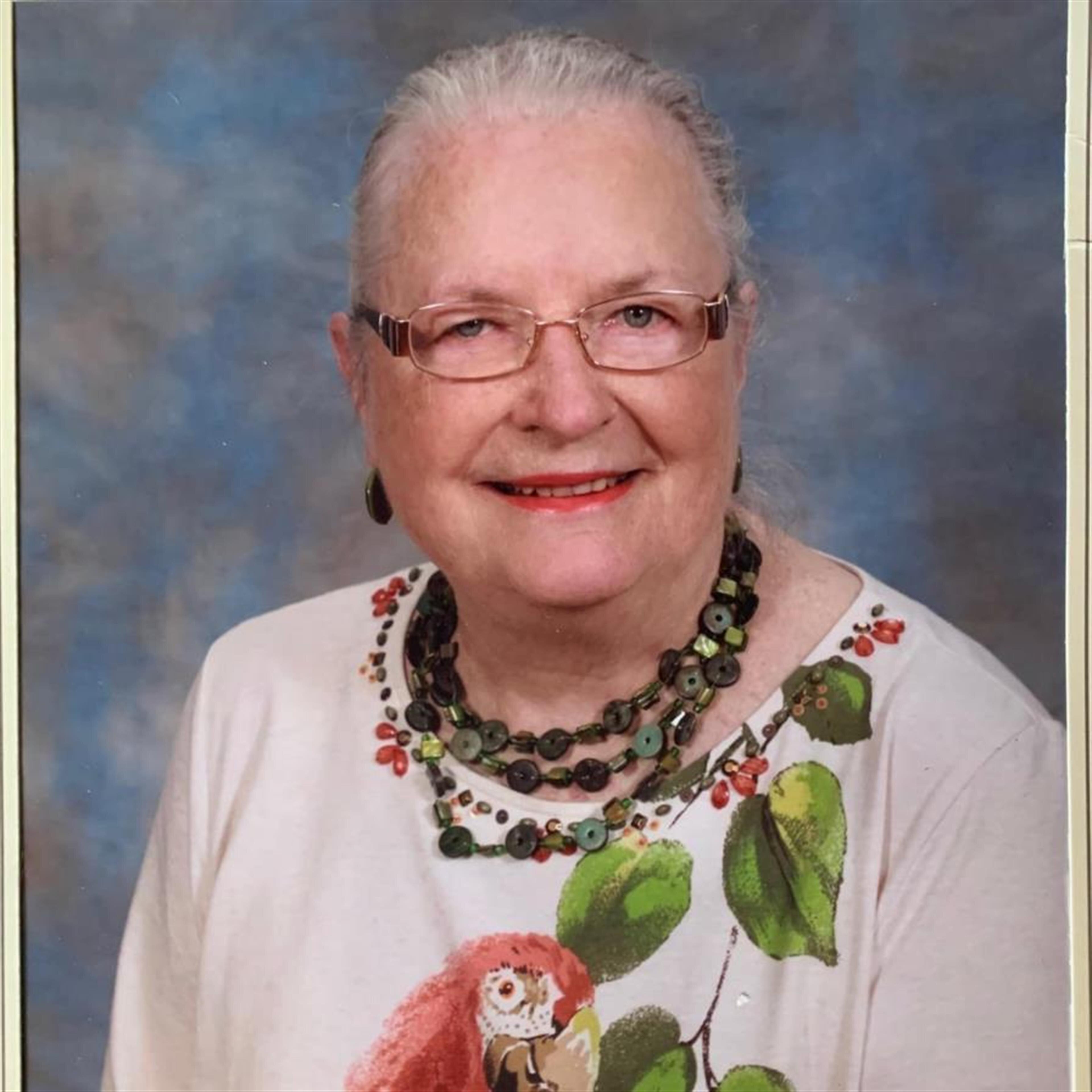 Elizabeth "Lib" Walker Hippler