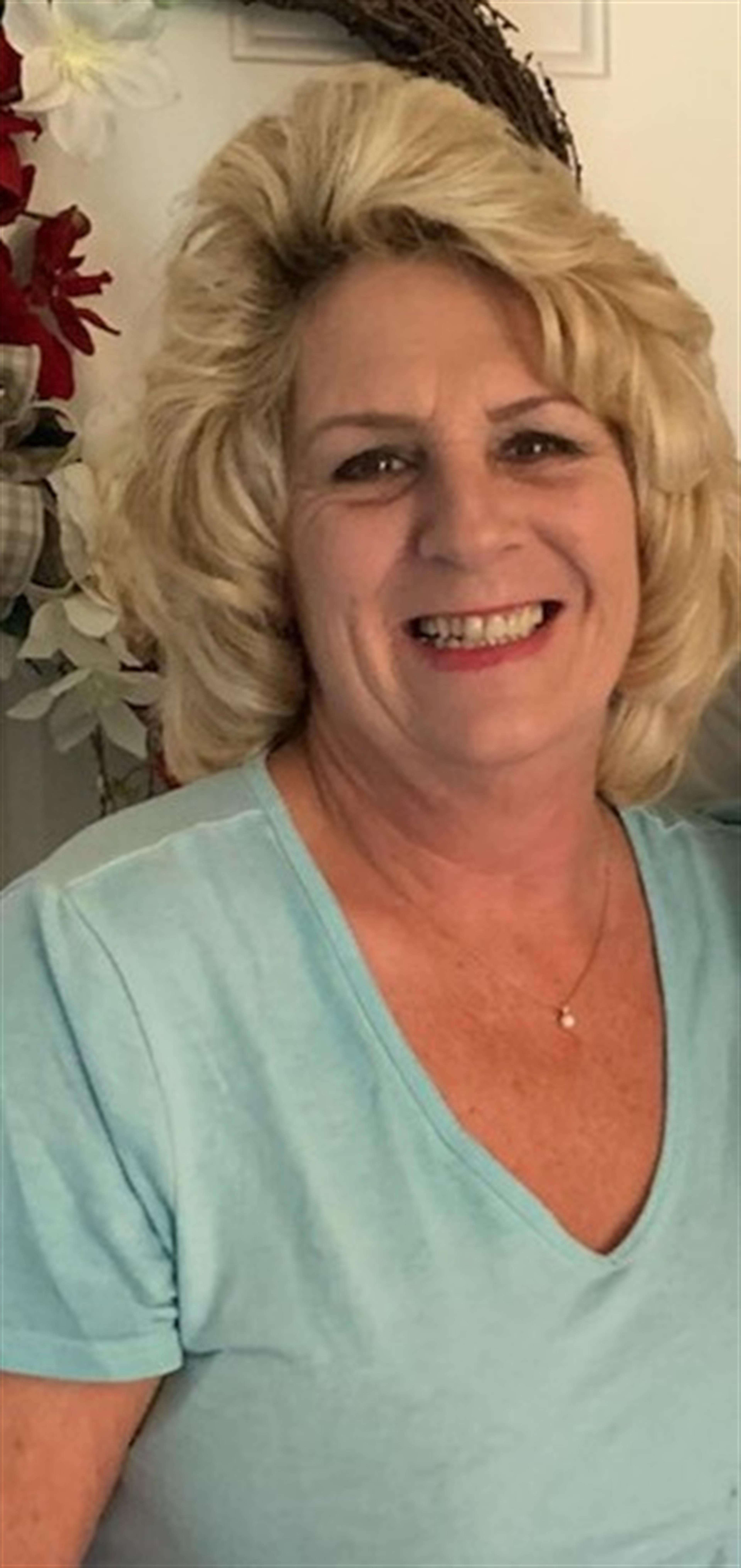 Clara Lynne Saunders