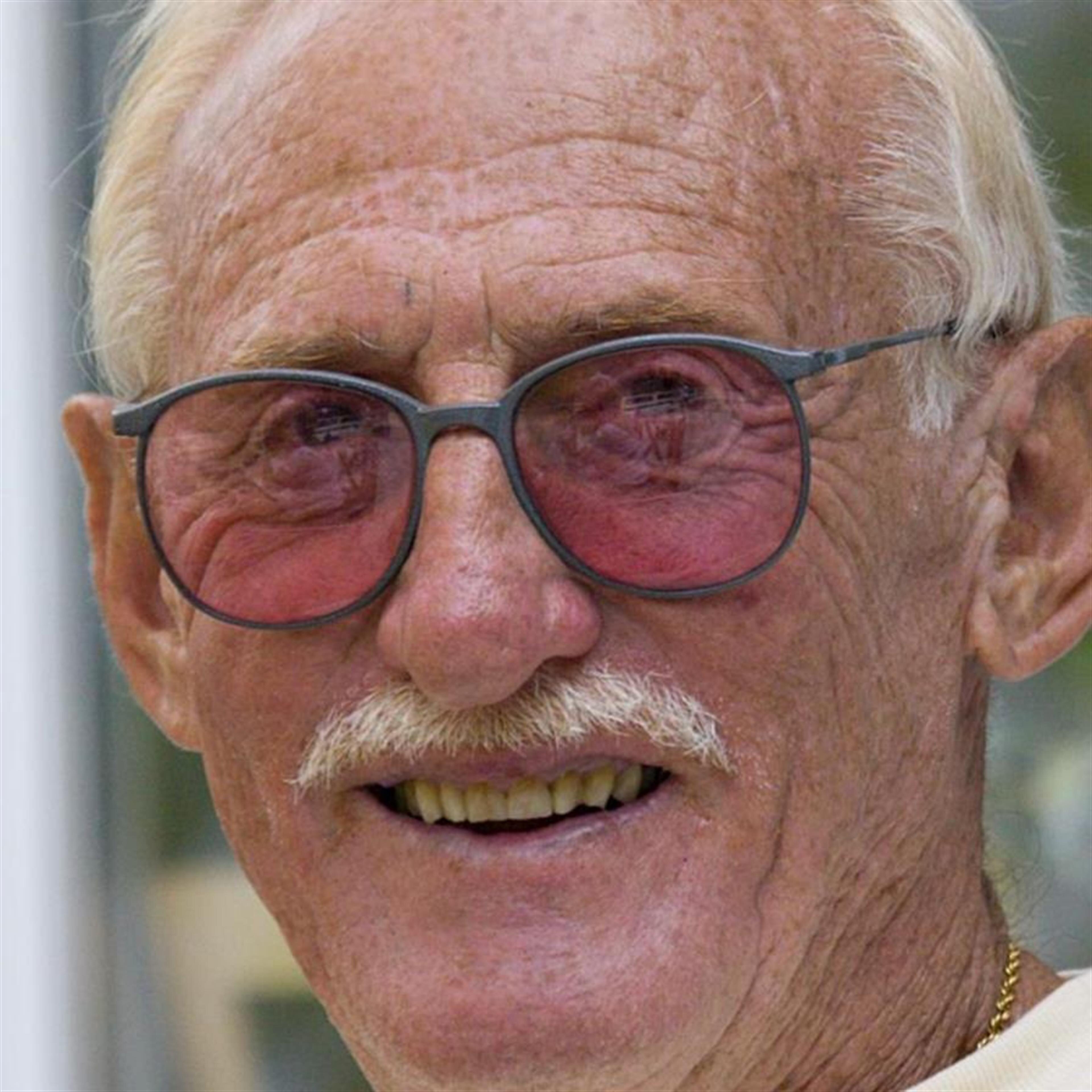 DONALD RED GOLDSTEIN