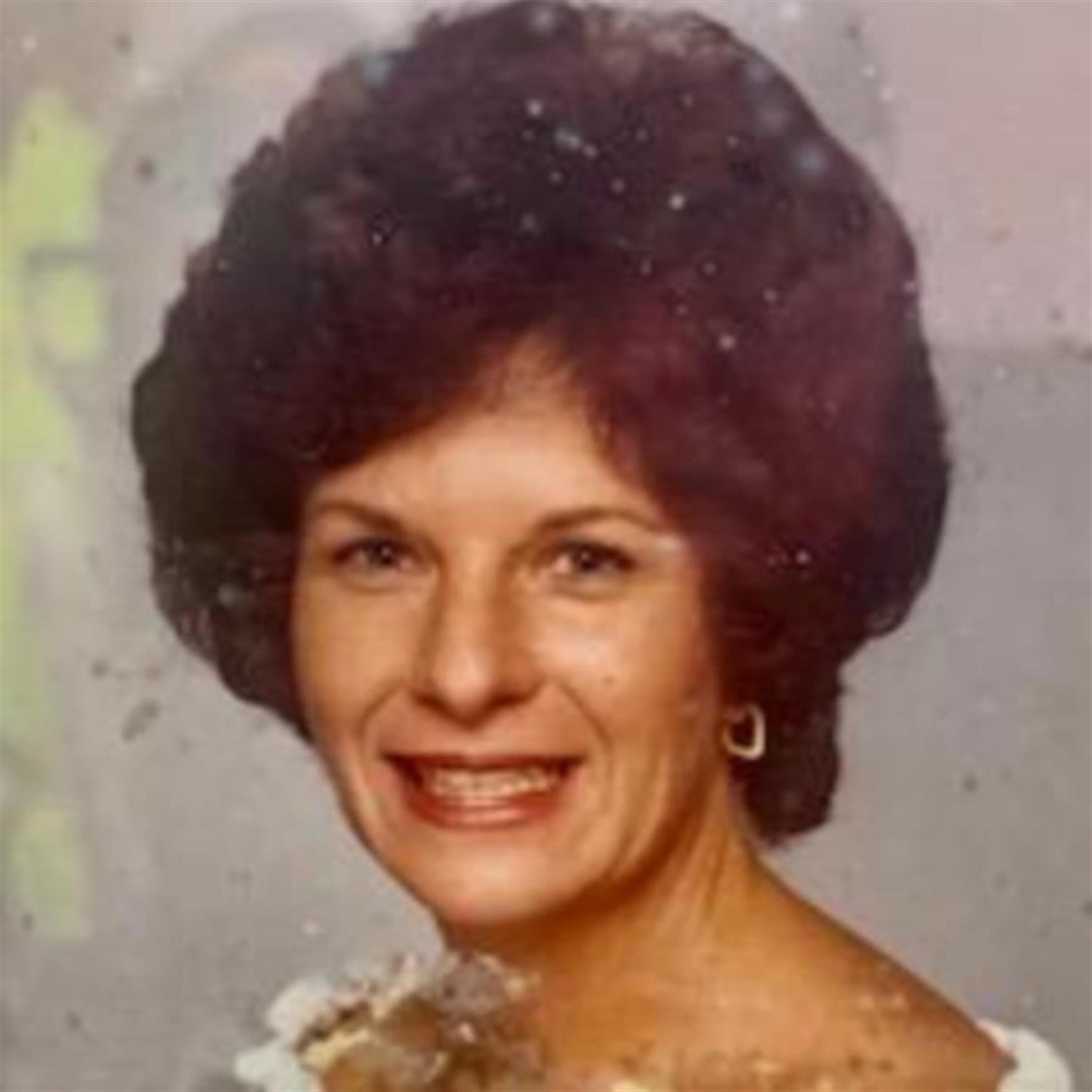 Julia Anne Lievanos