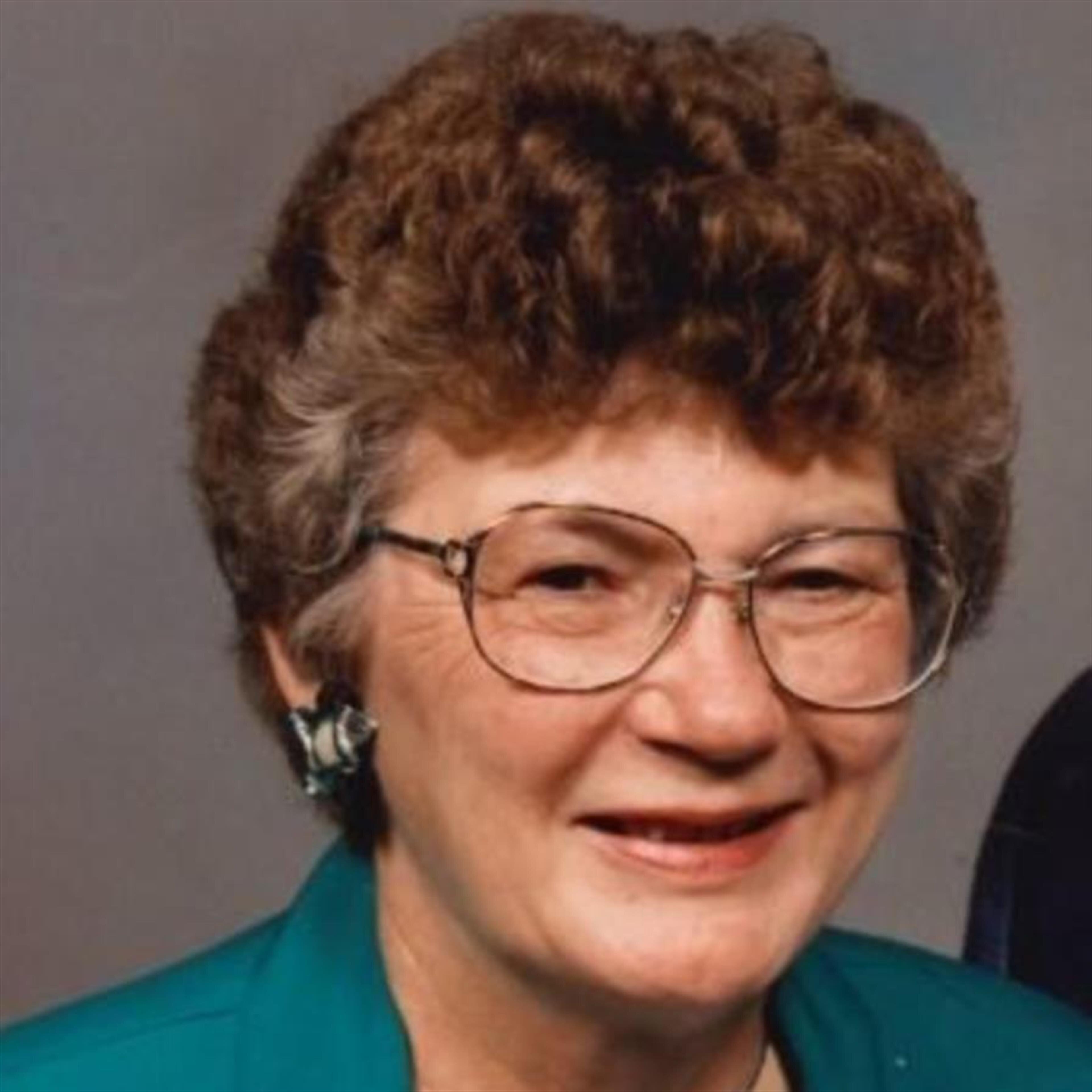Lois June Armbruster