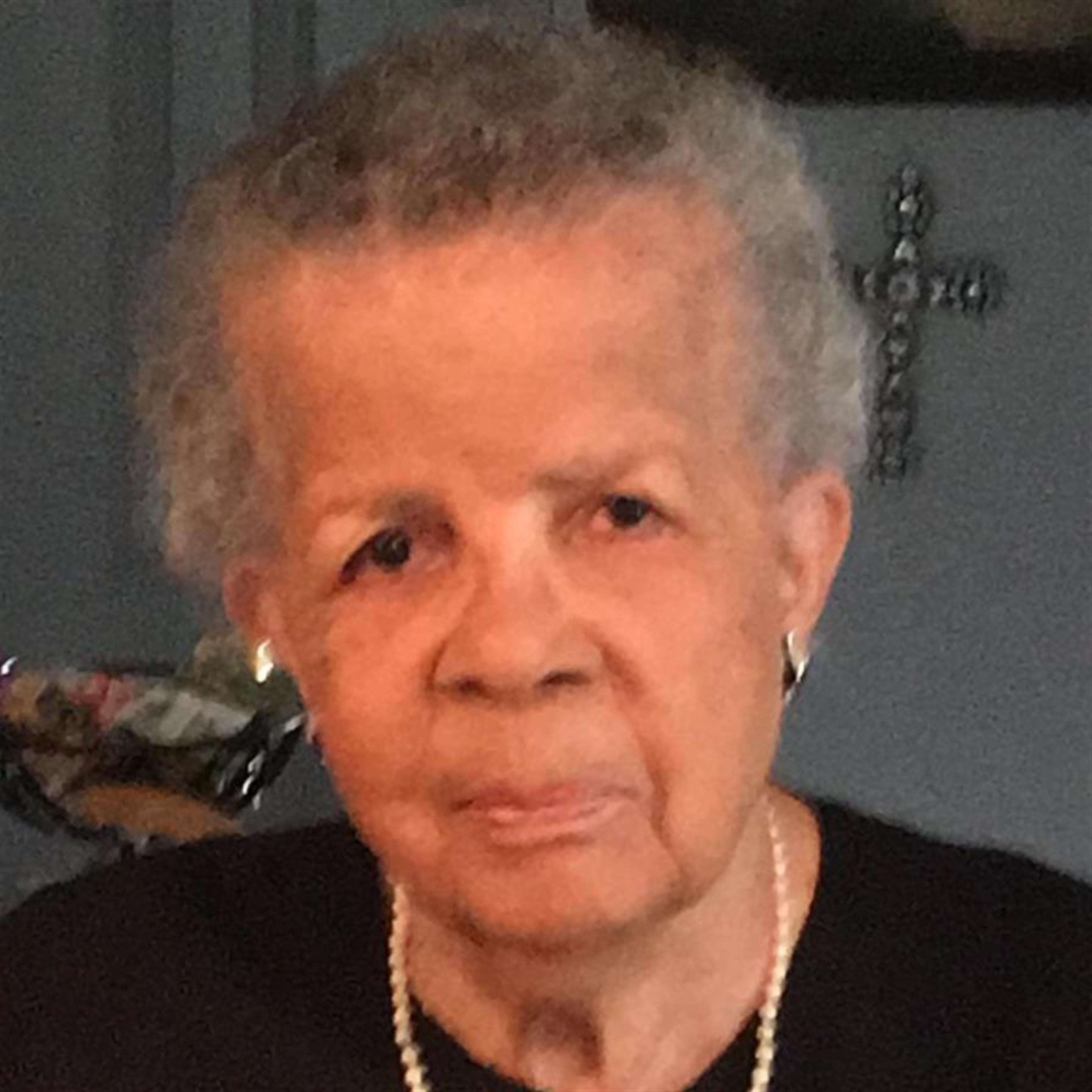 Mrs. Mattie Earl Love's obituary picture