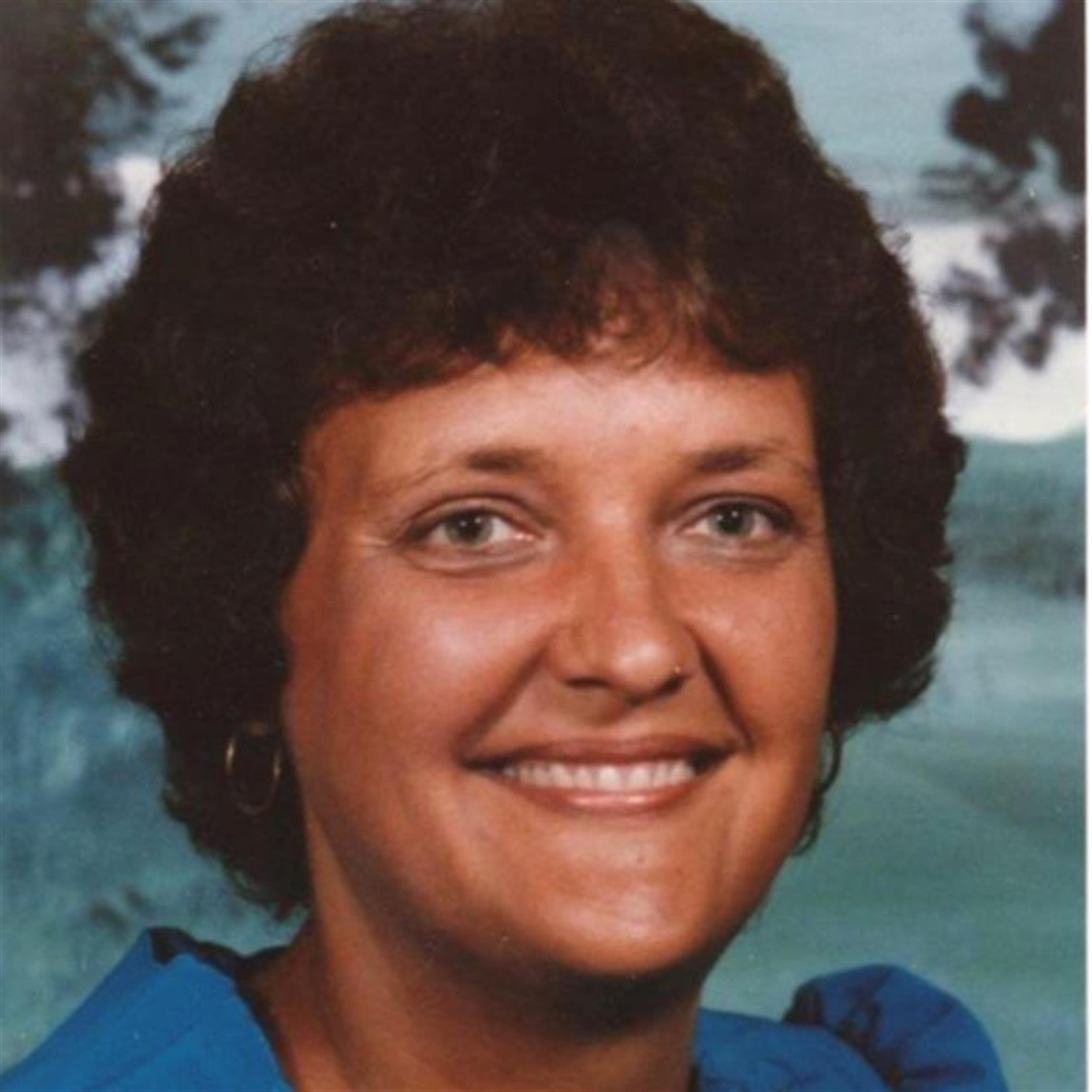 Margaret "Maggie" Helen Truelove