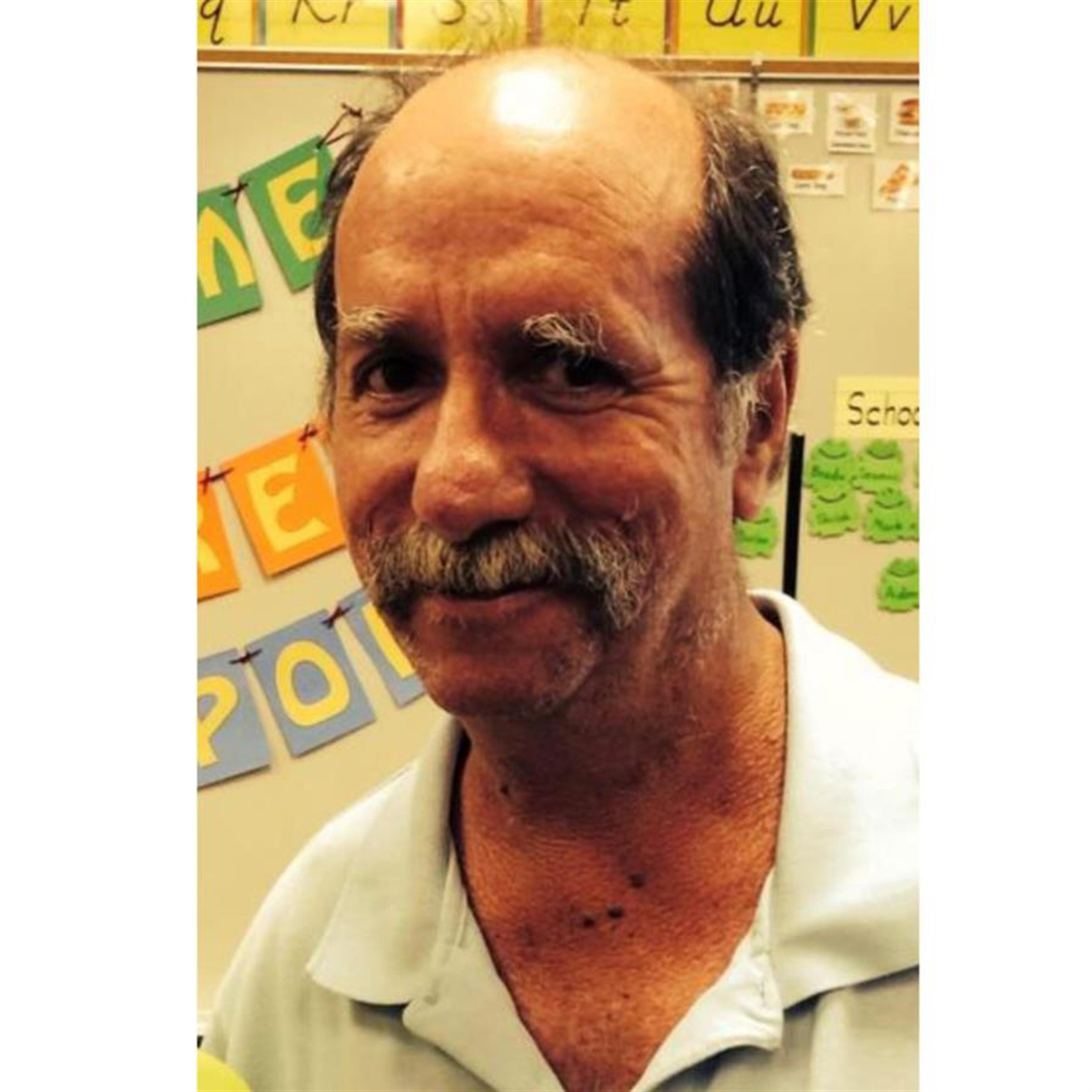 Russell Kahn