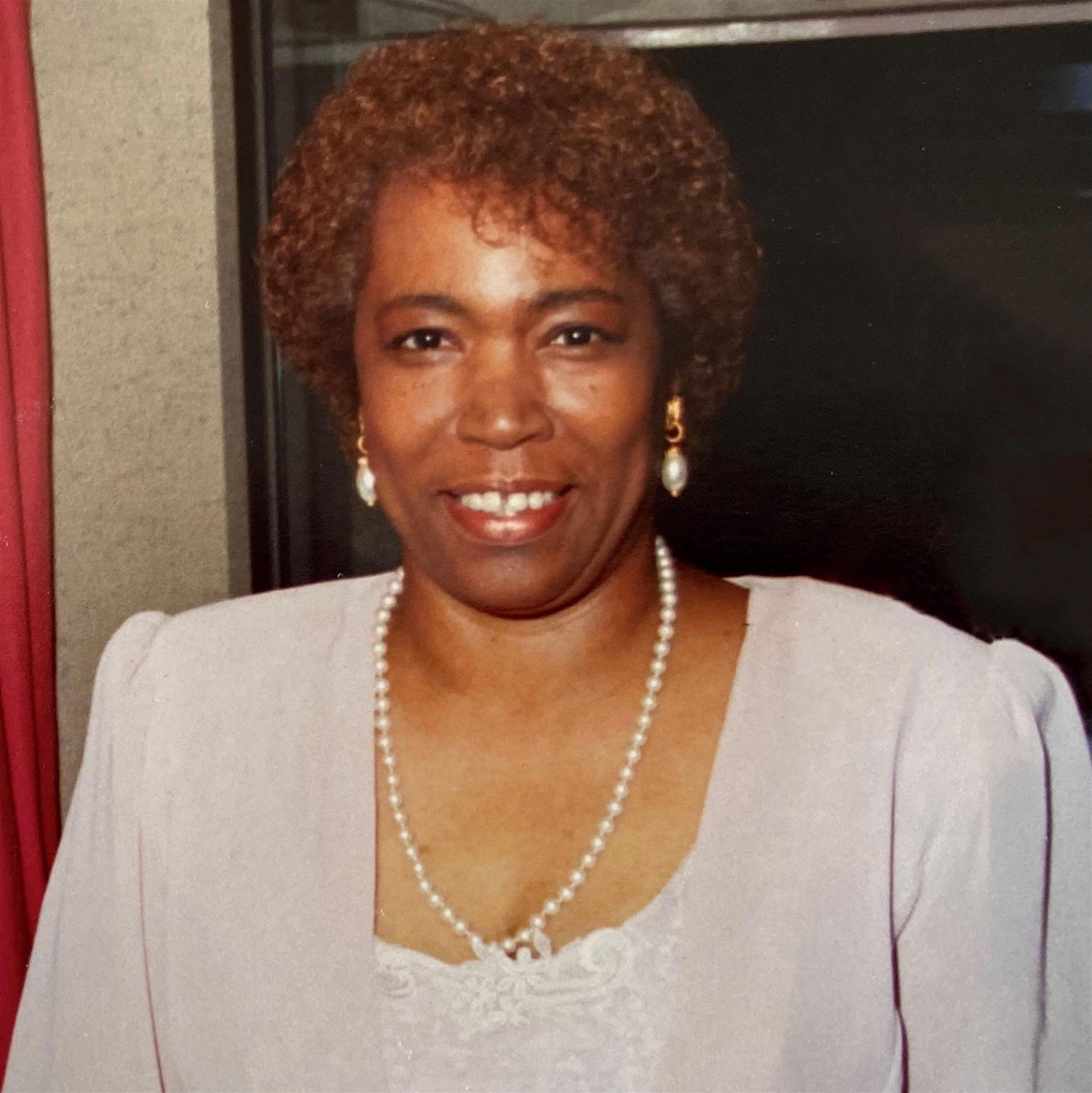 Charlene Earlye