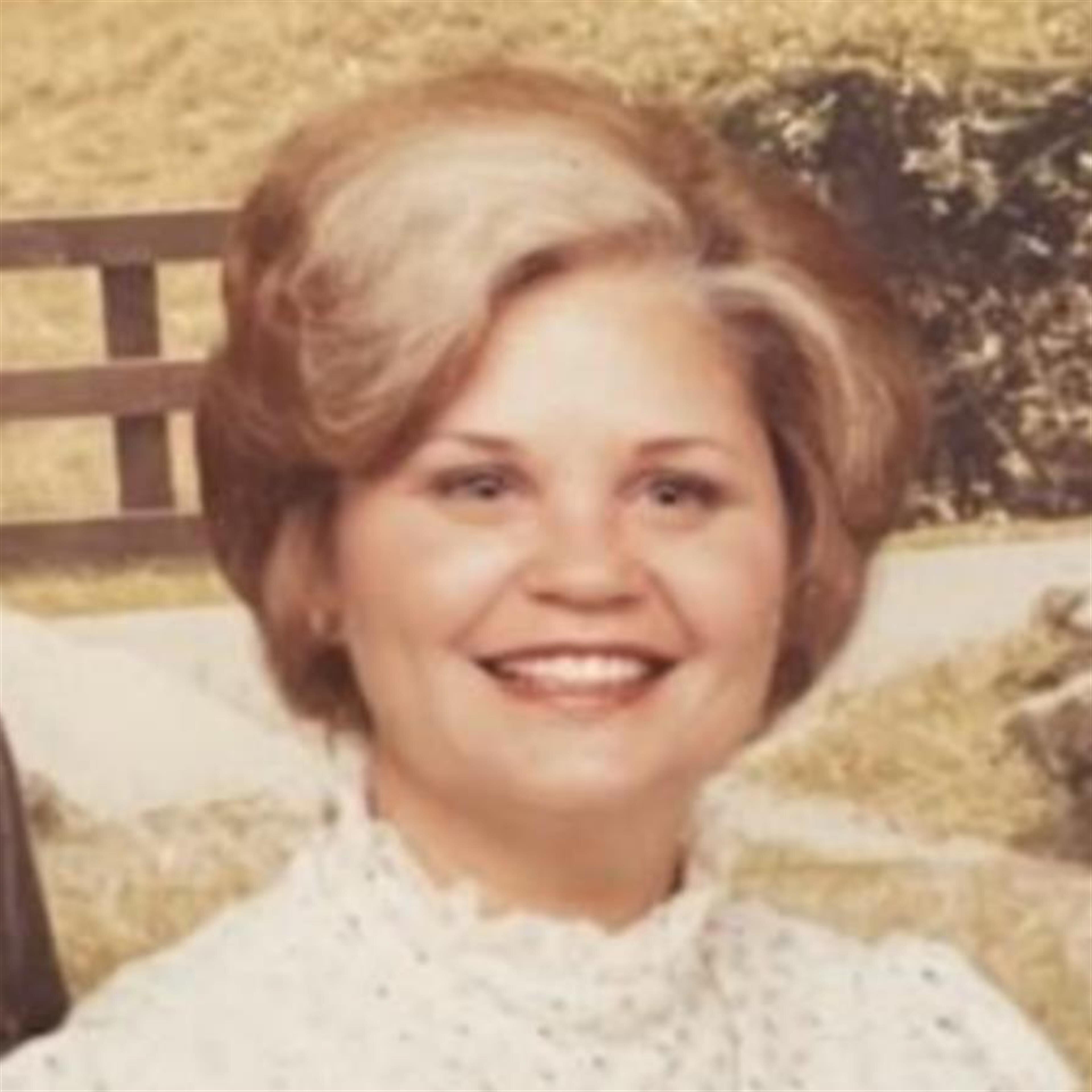 Barbara "Boo" Lennox Etcheverry