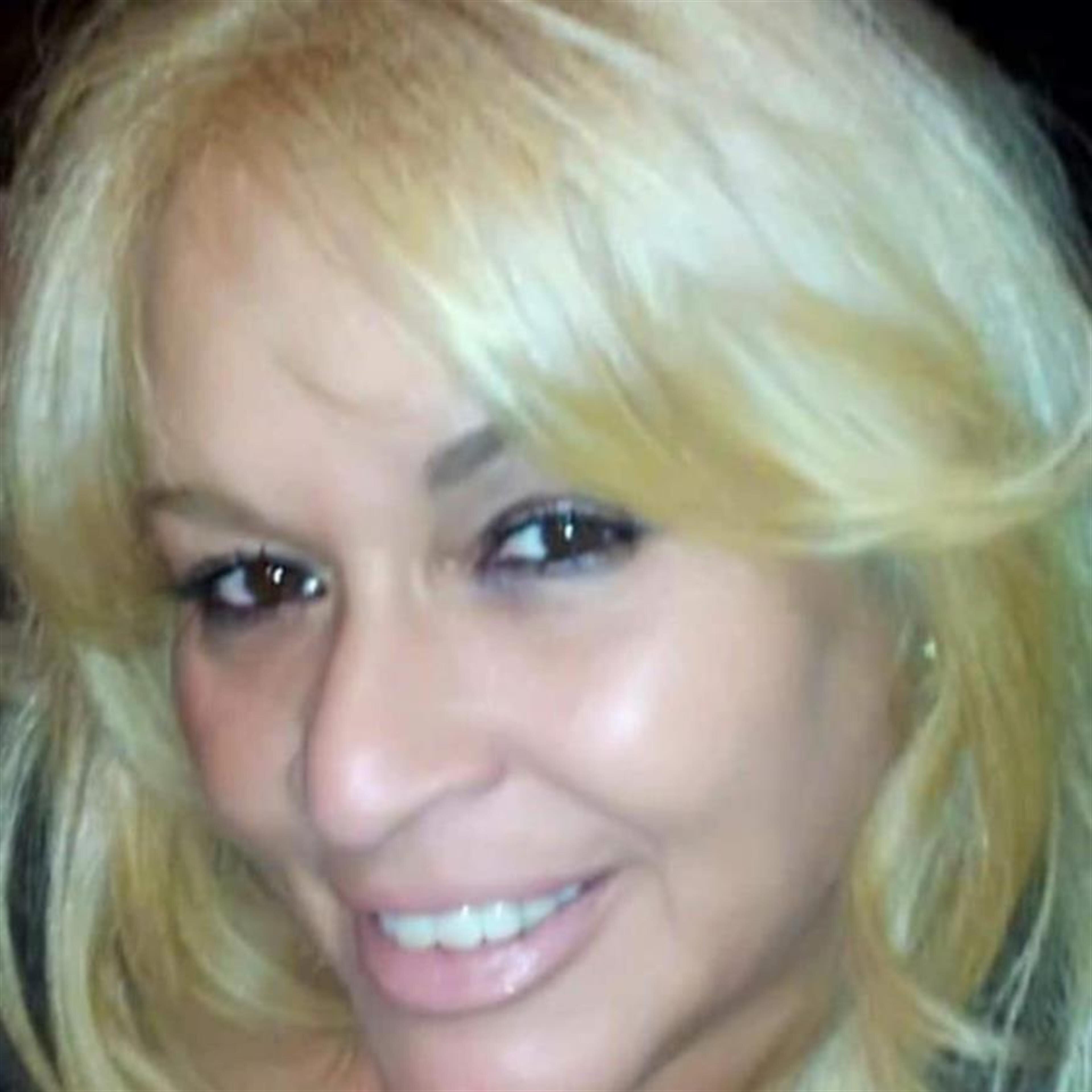 Aida L Ramirez
