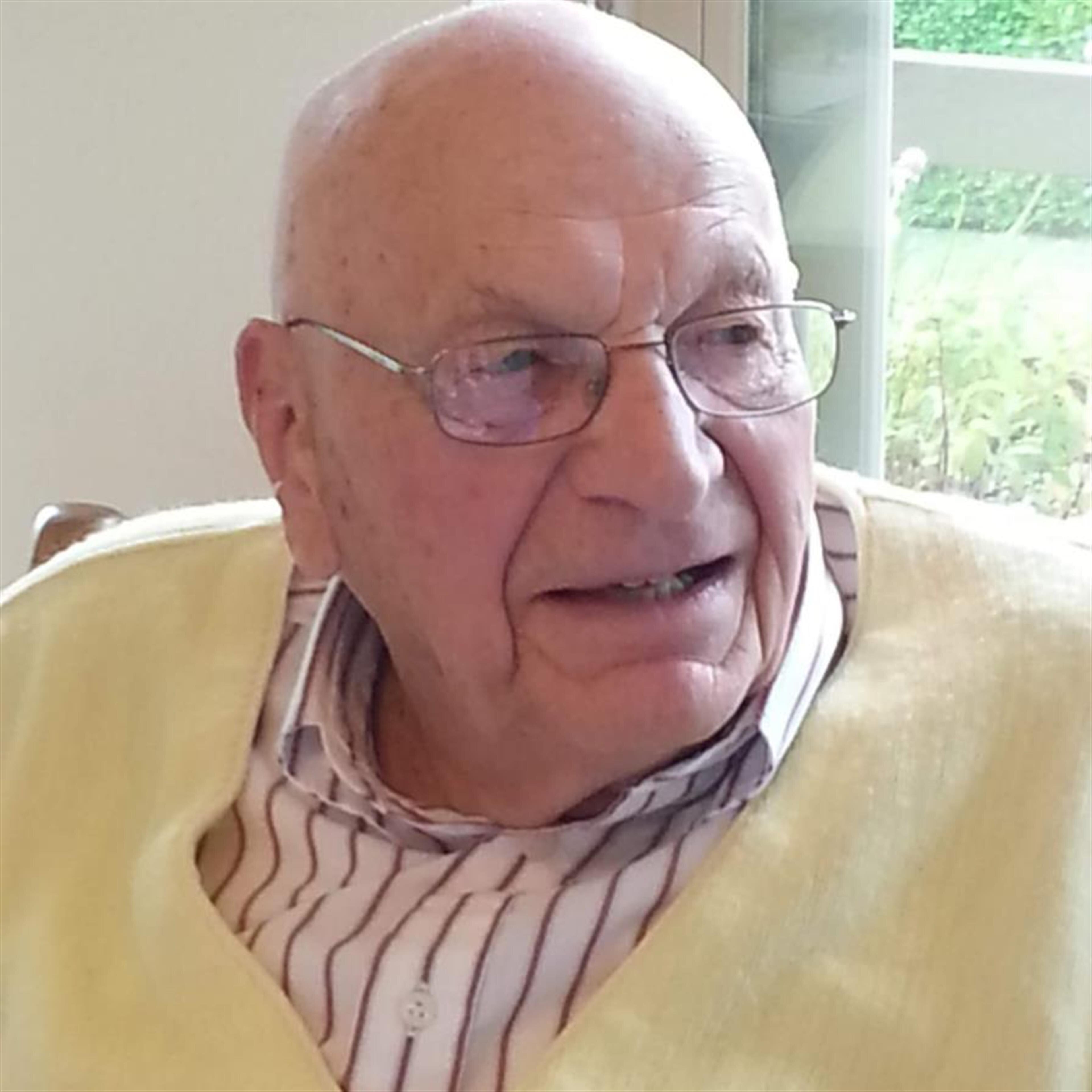 Gordon  Thompson