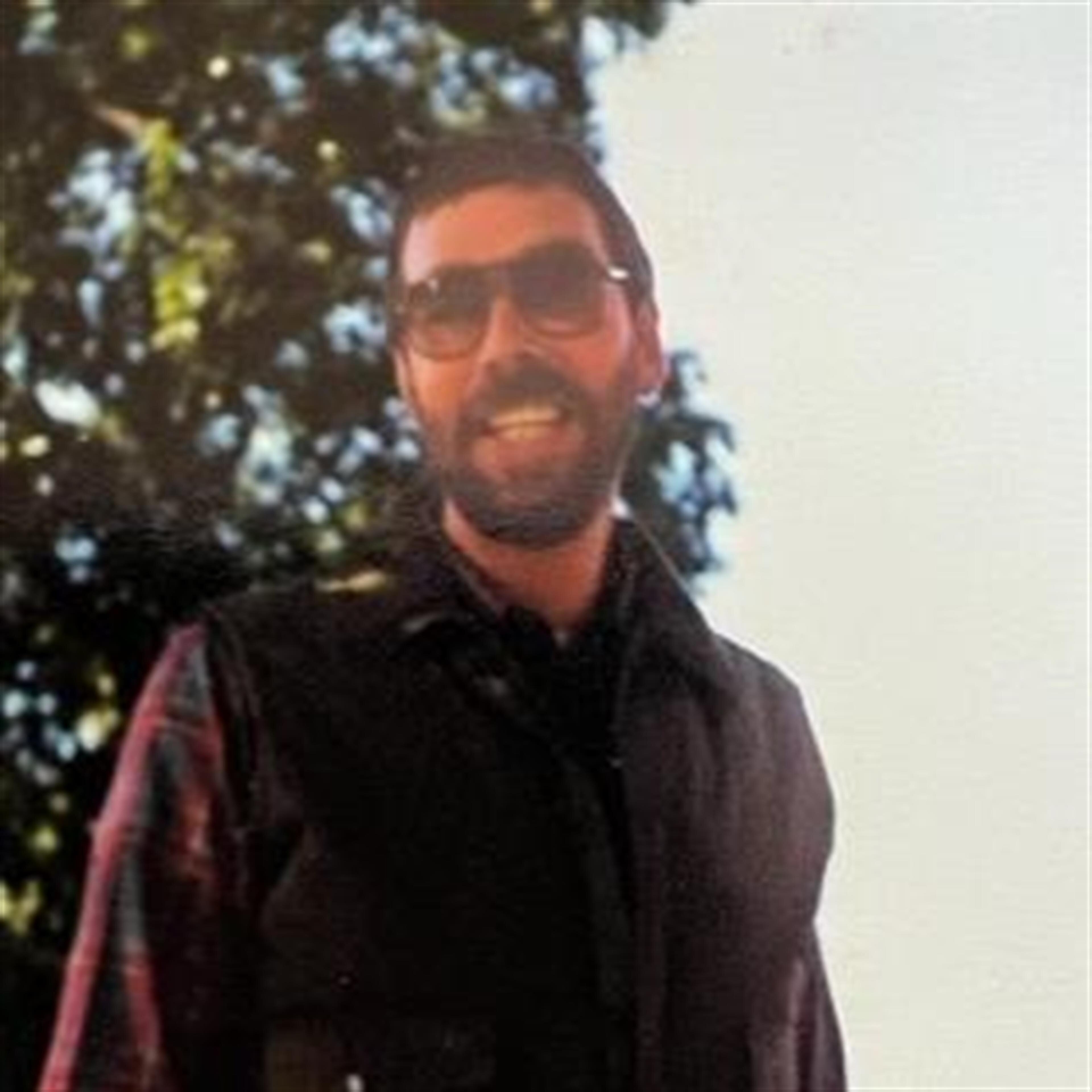 Paul C VanOeveren