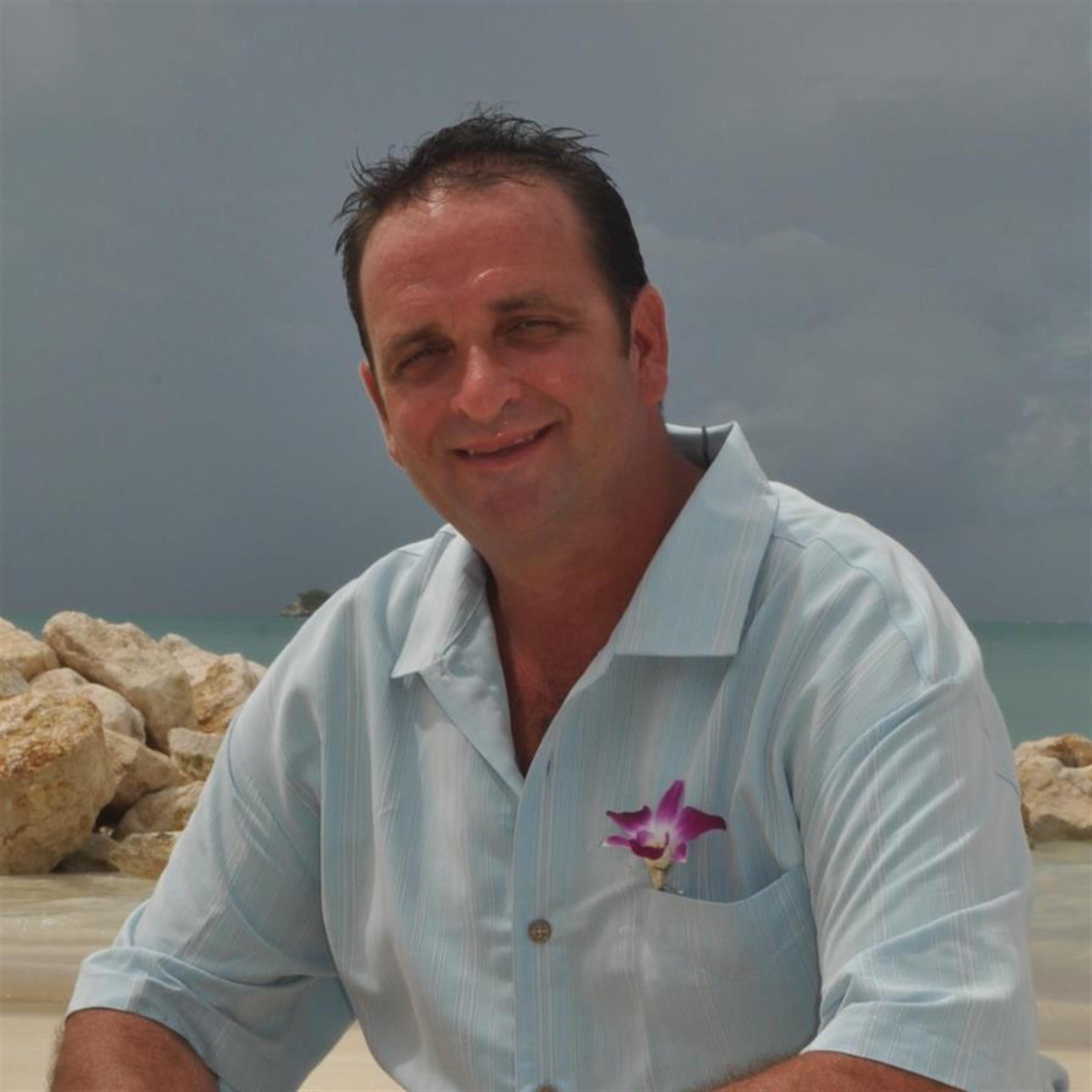 Darren Scott