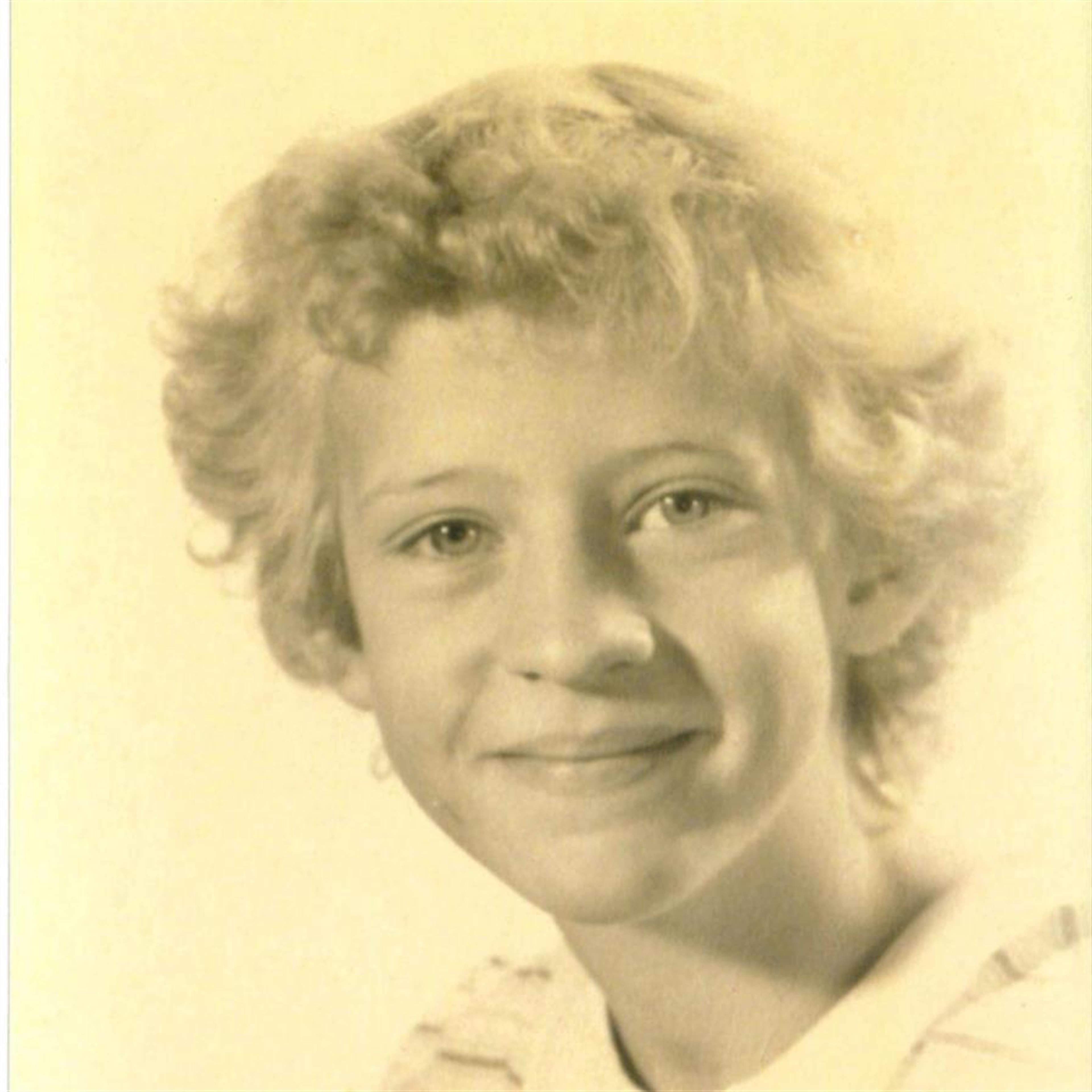 June Edna Roossien