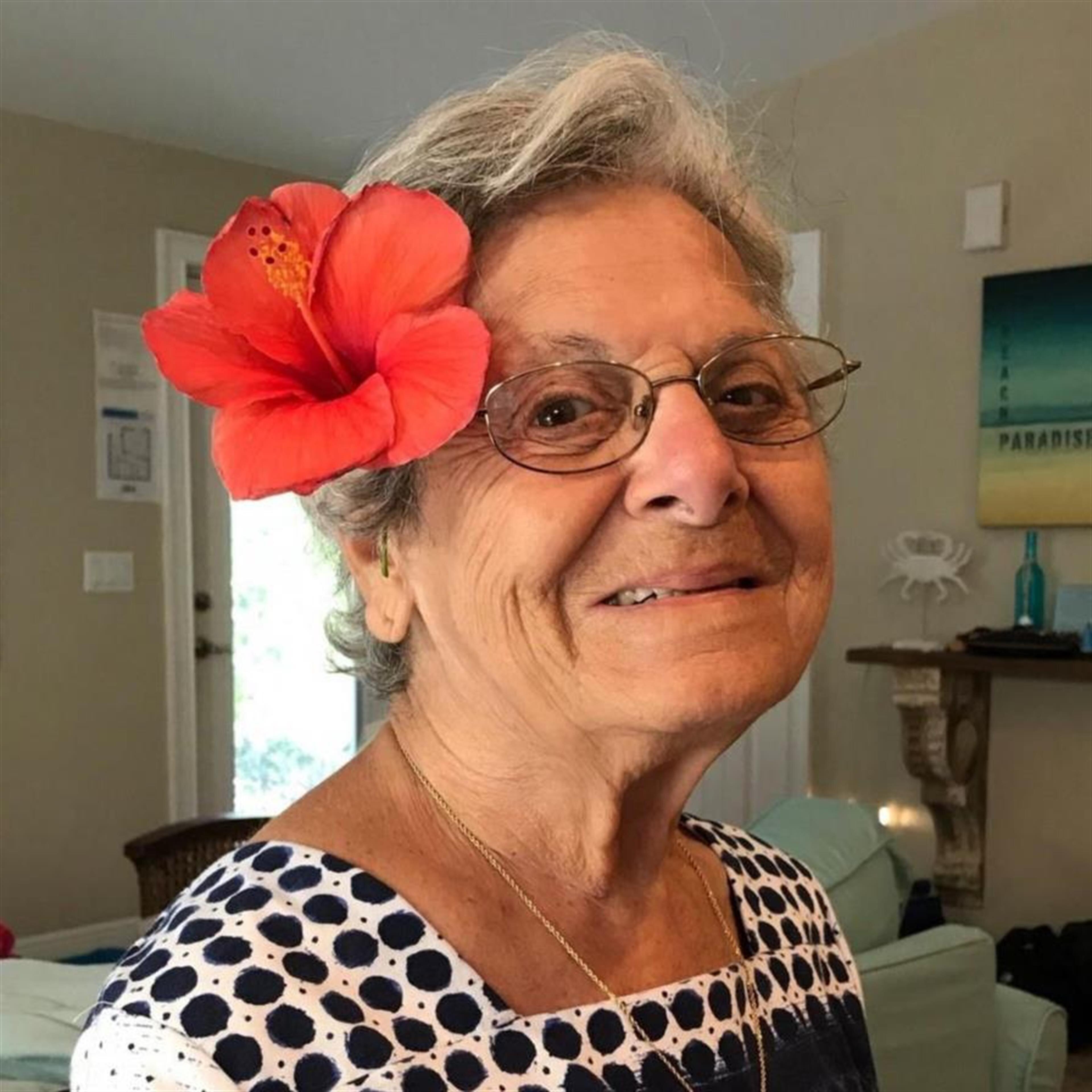 Mary Manobianco