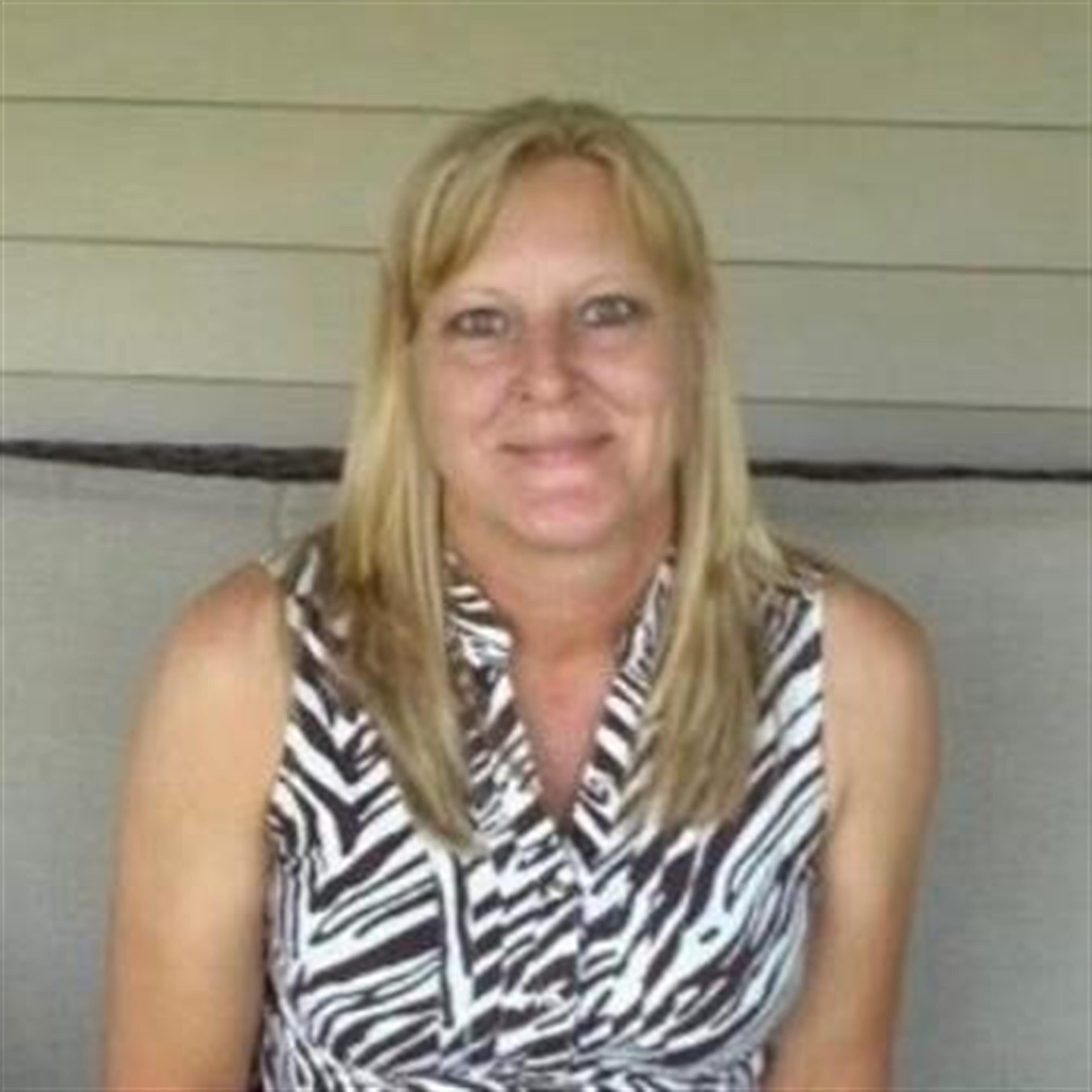 Mrs Terry Elizabeth Holden