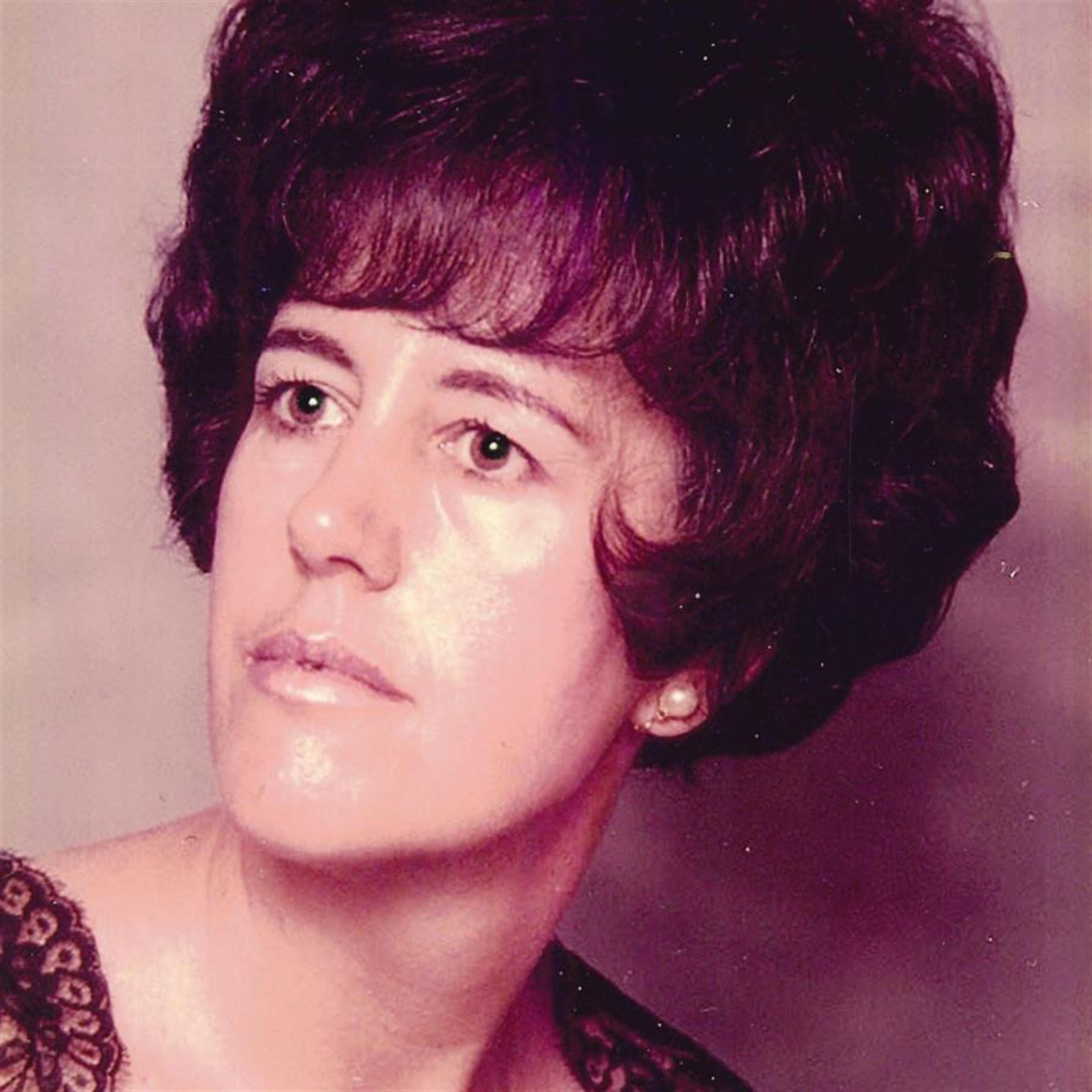 Doris M Bollenbach