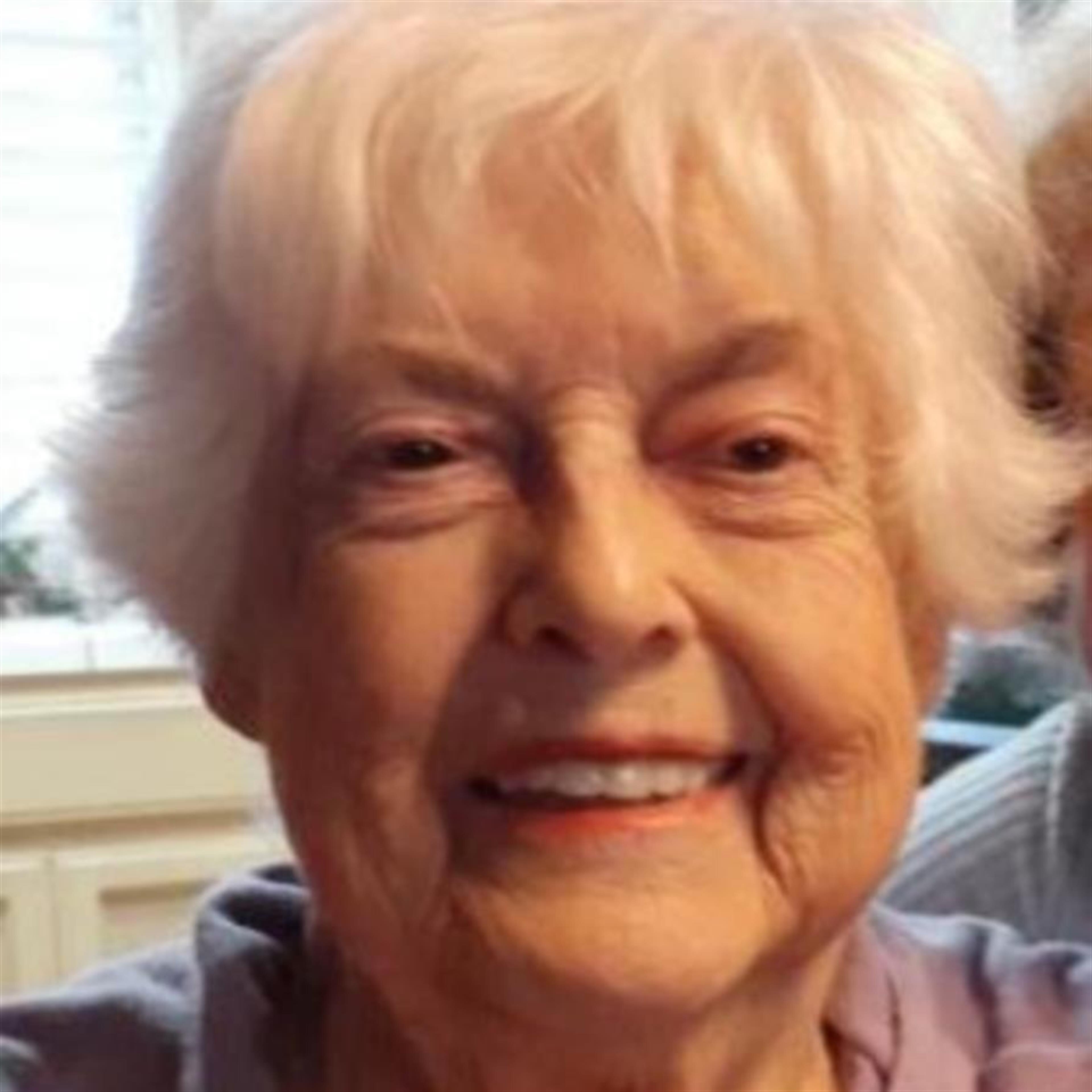 Gloria Ellen Queen