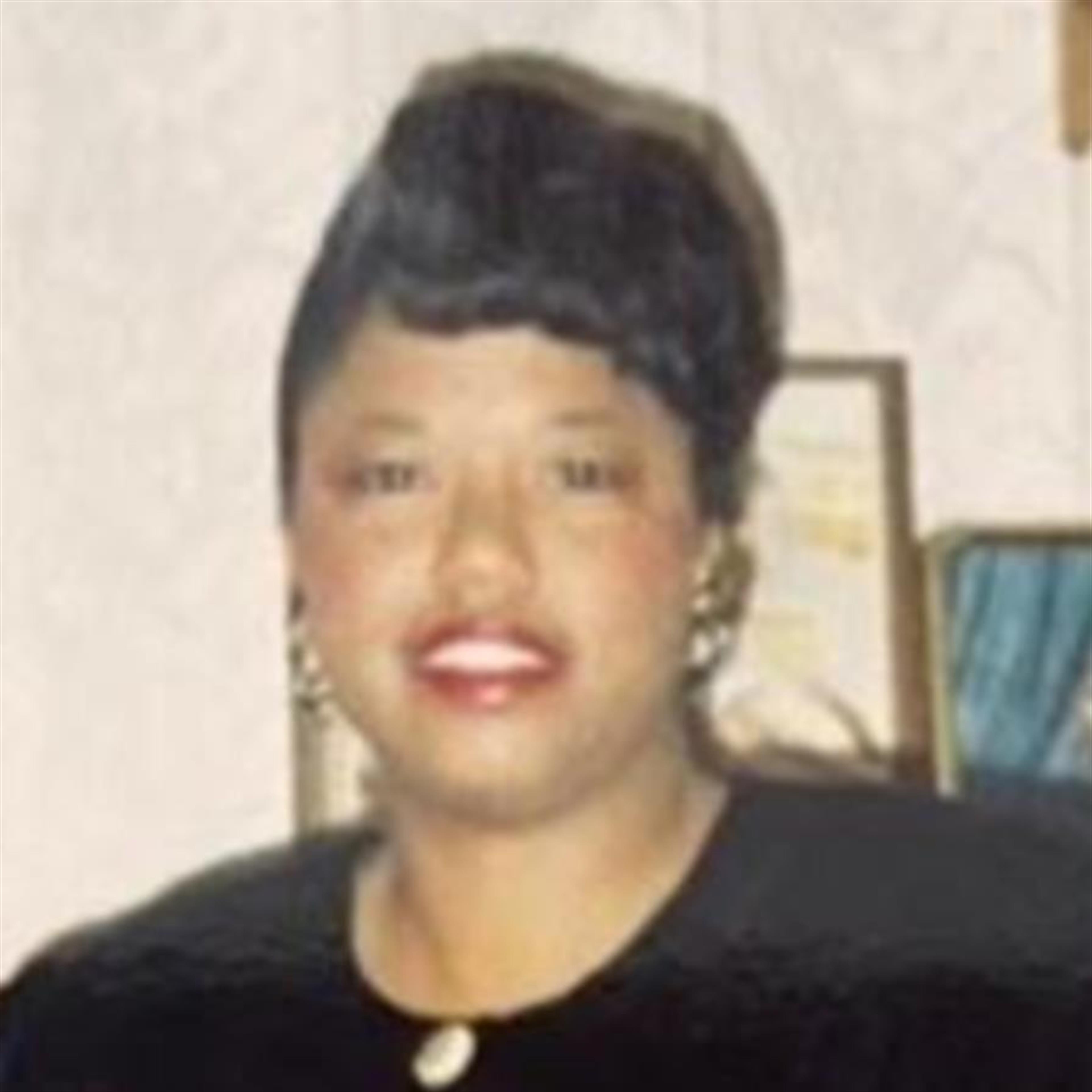 Evelyn Yvonne Lovett