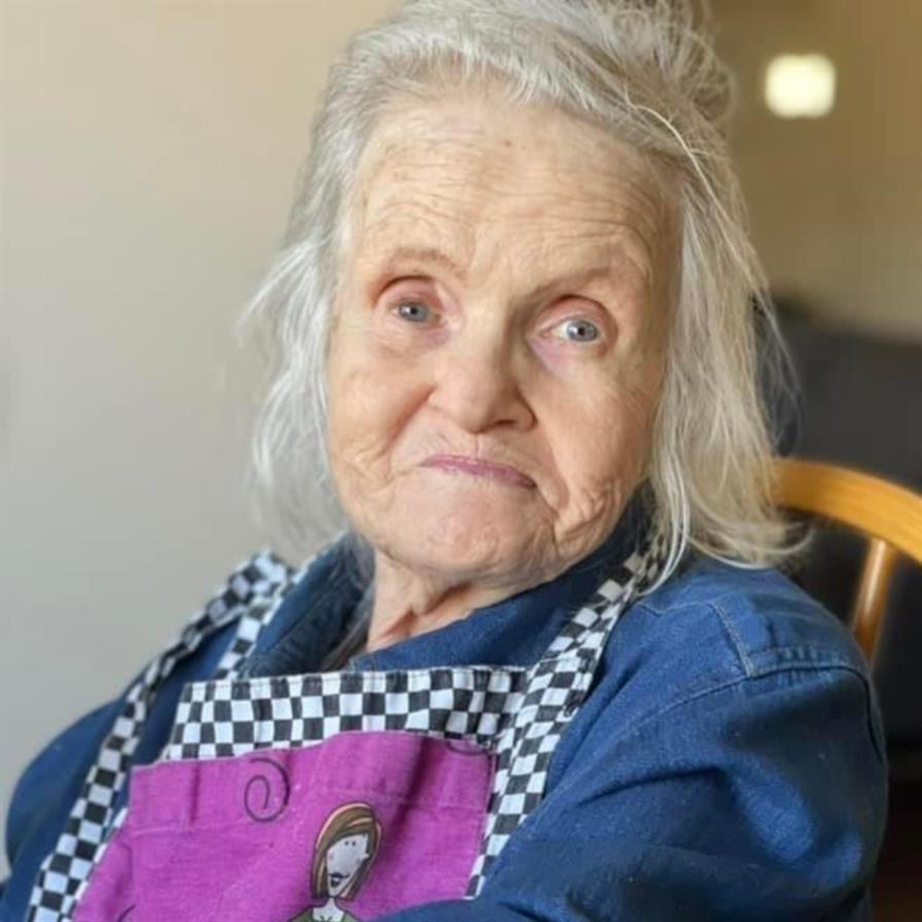 Mrs. Mary Wynell Dolloff Nicholson