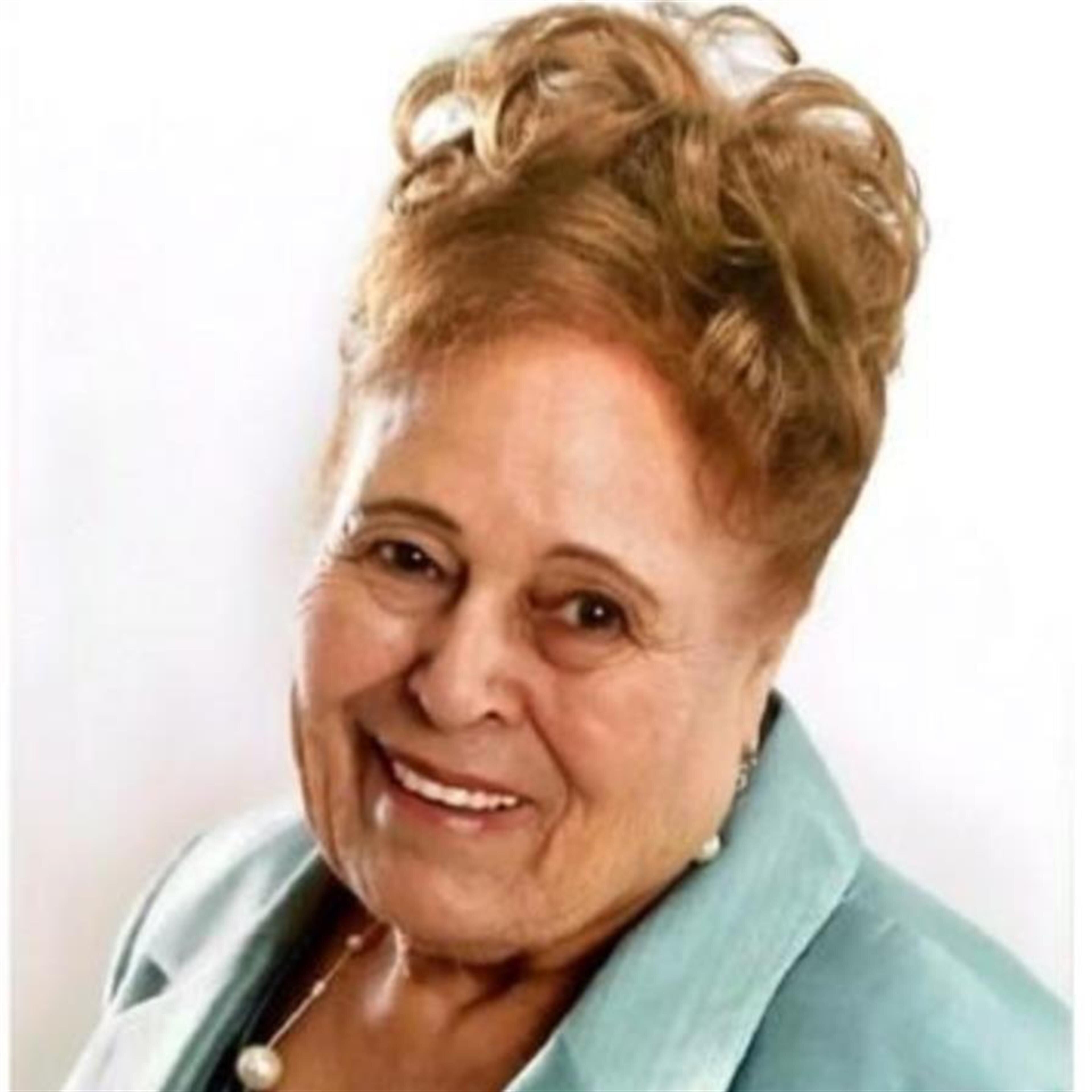 Enedina Solis