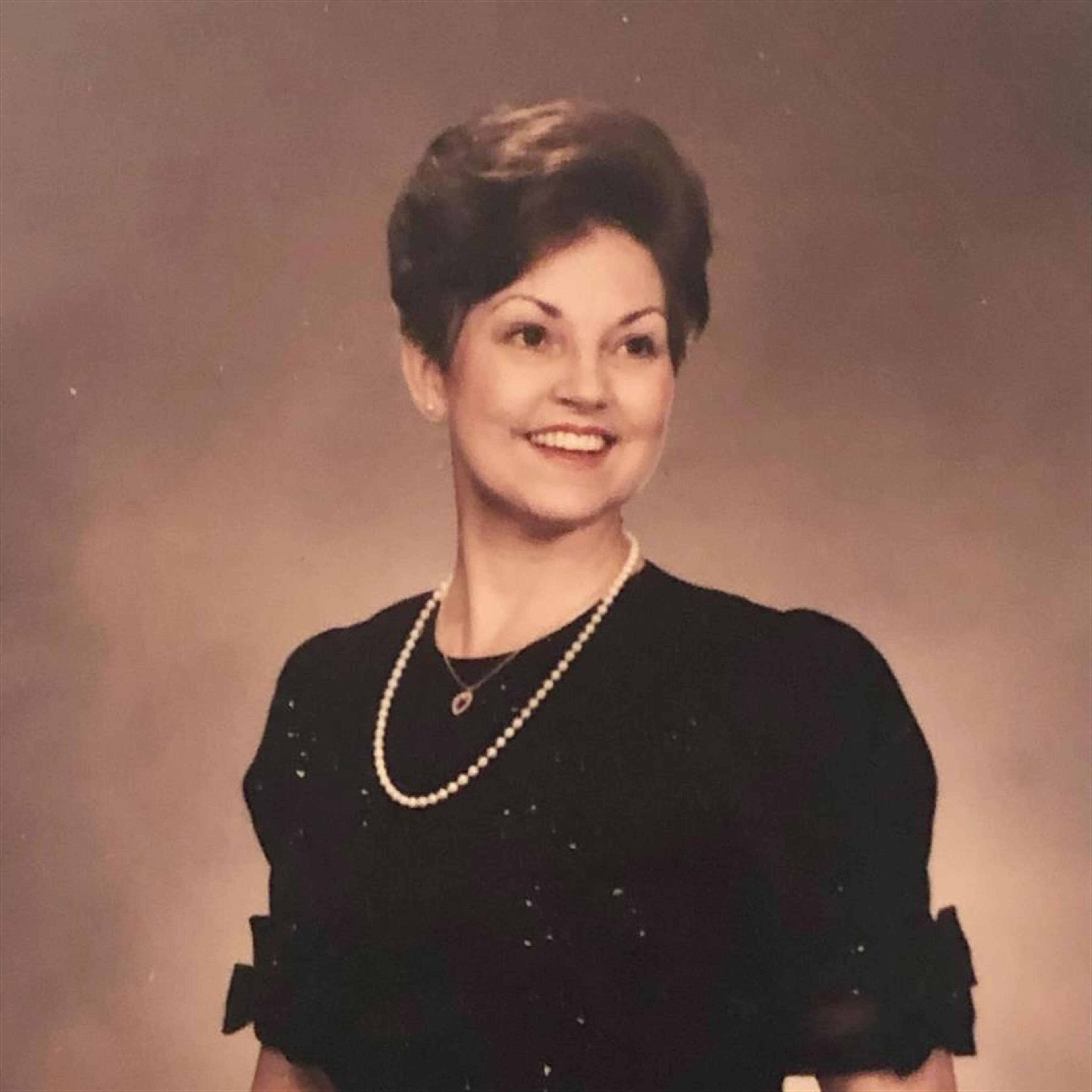 Janet Lou Swan