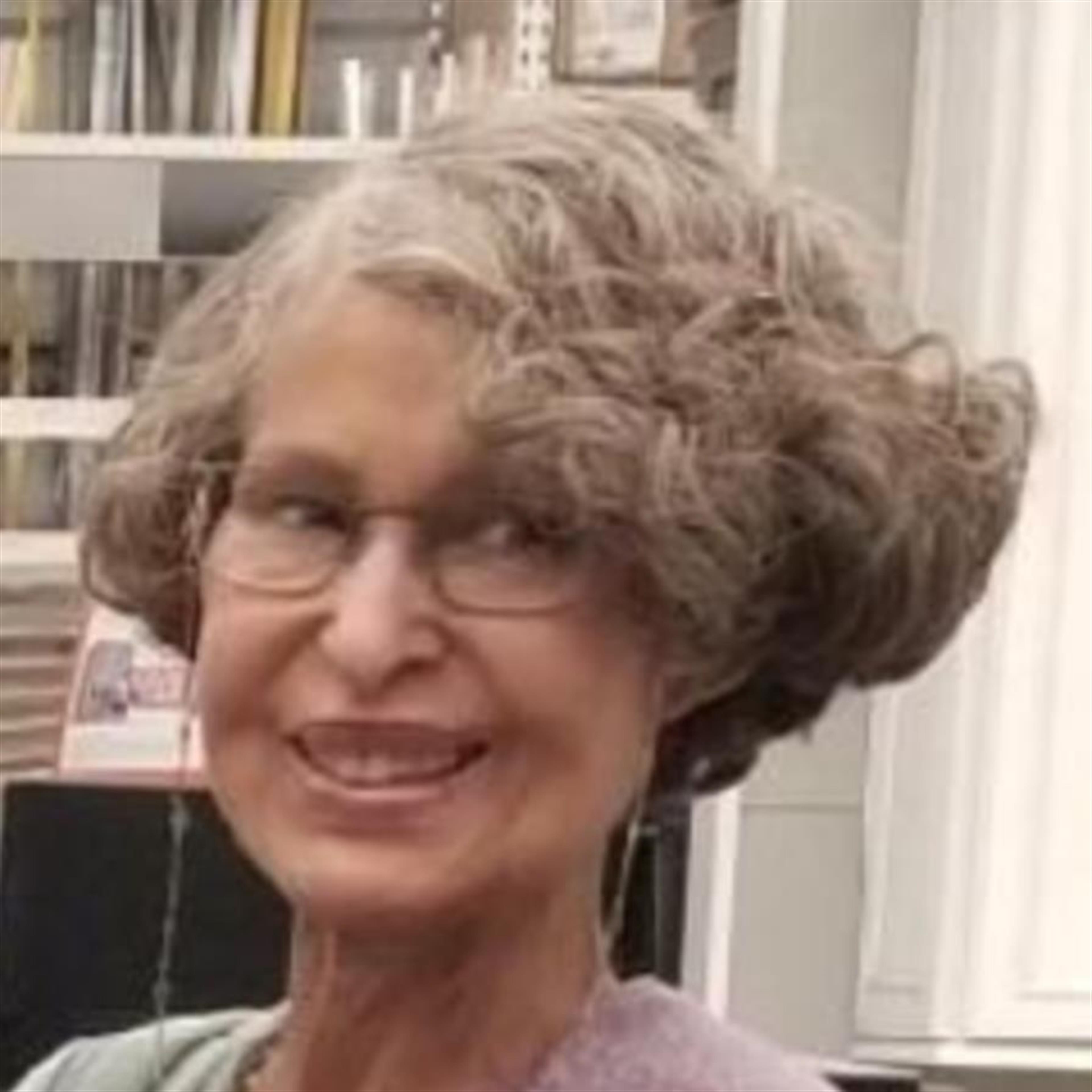 Maria De Lourdes Kimia