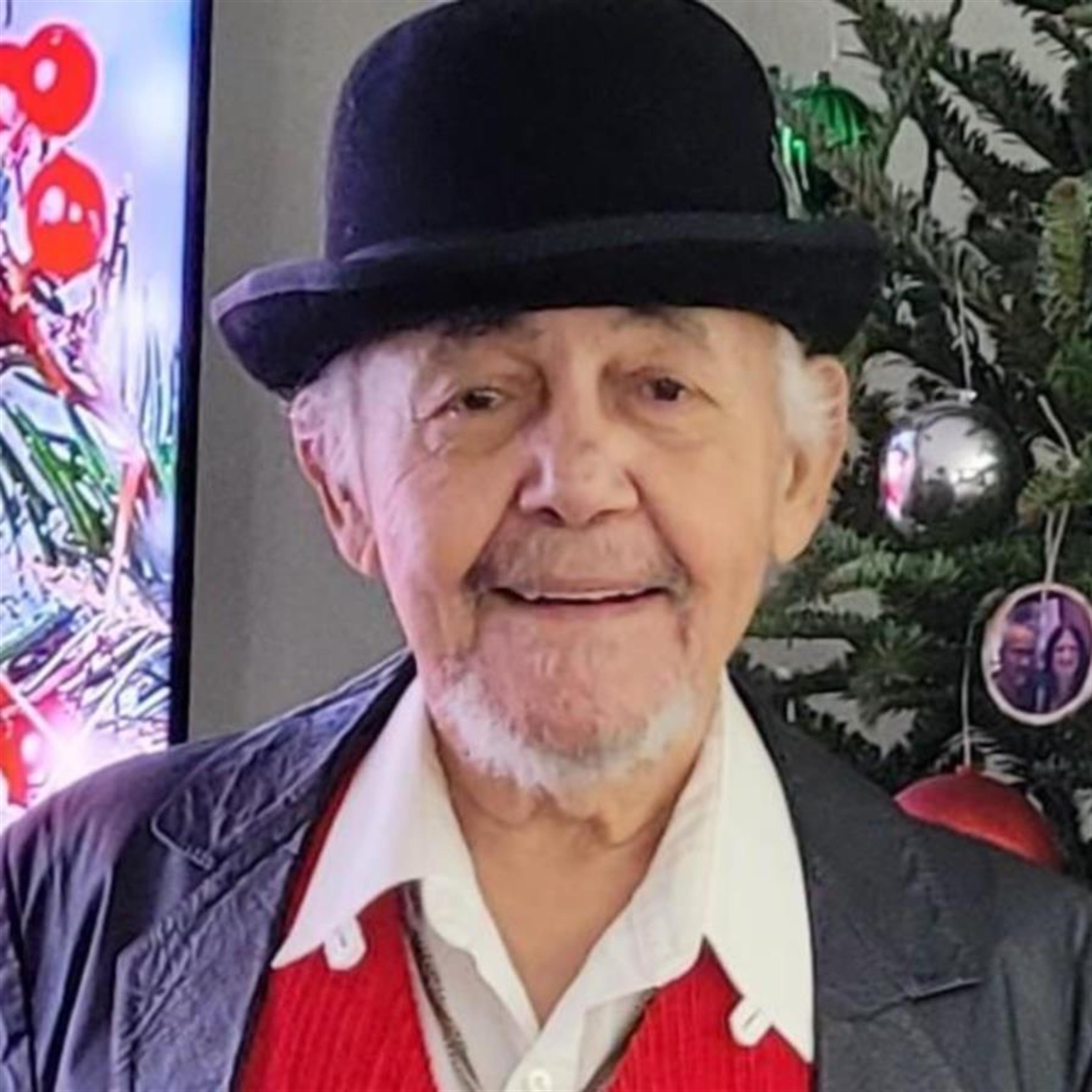 Guillermo Otero's obituary picture