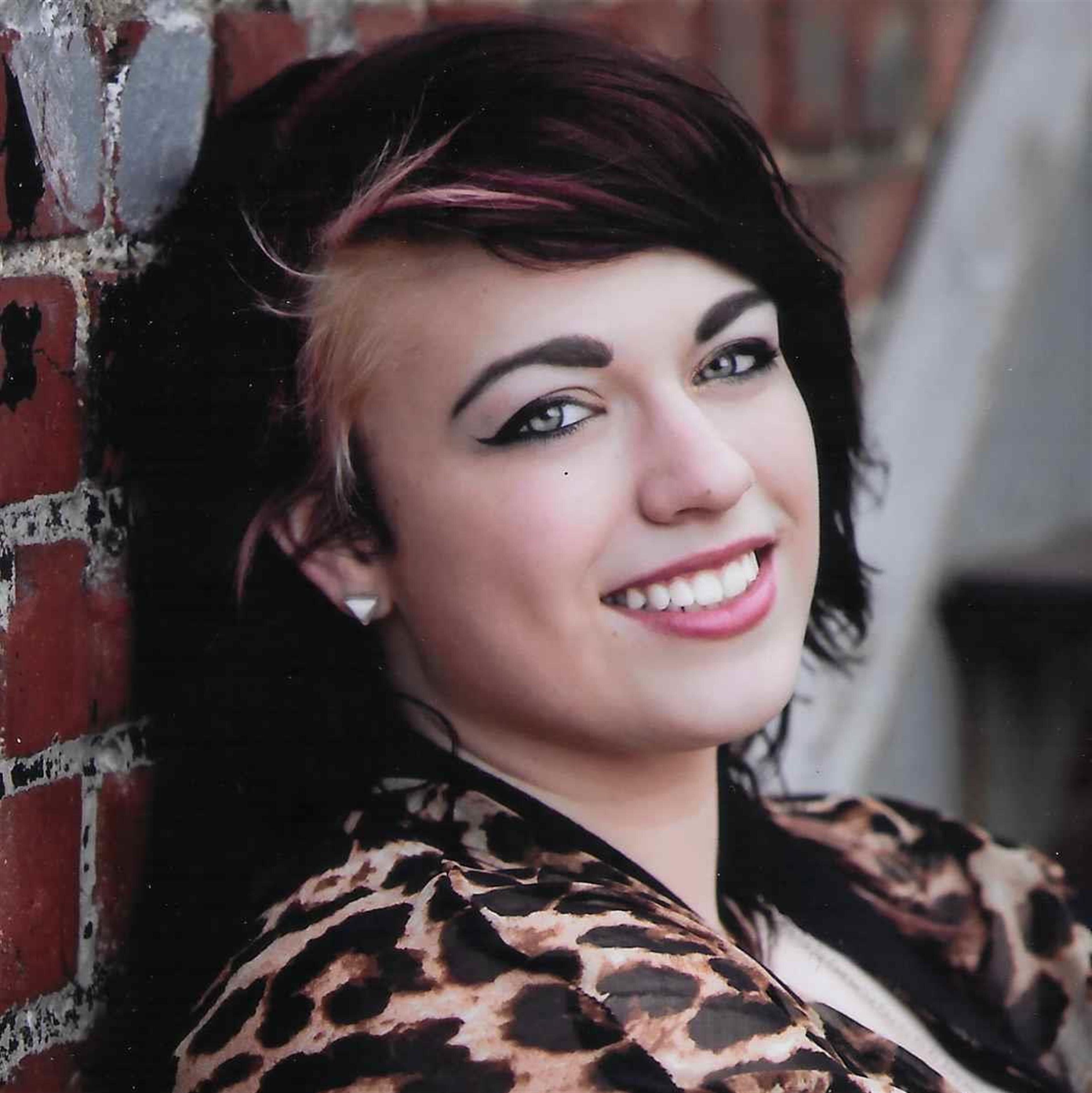 Emily Vail Broostin