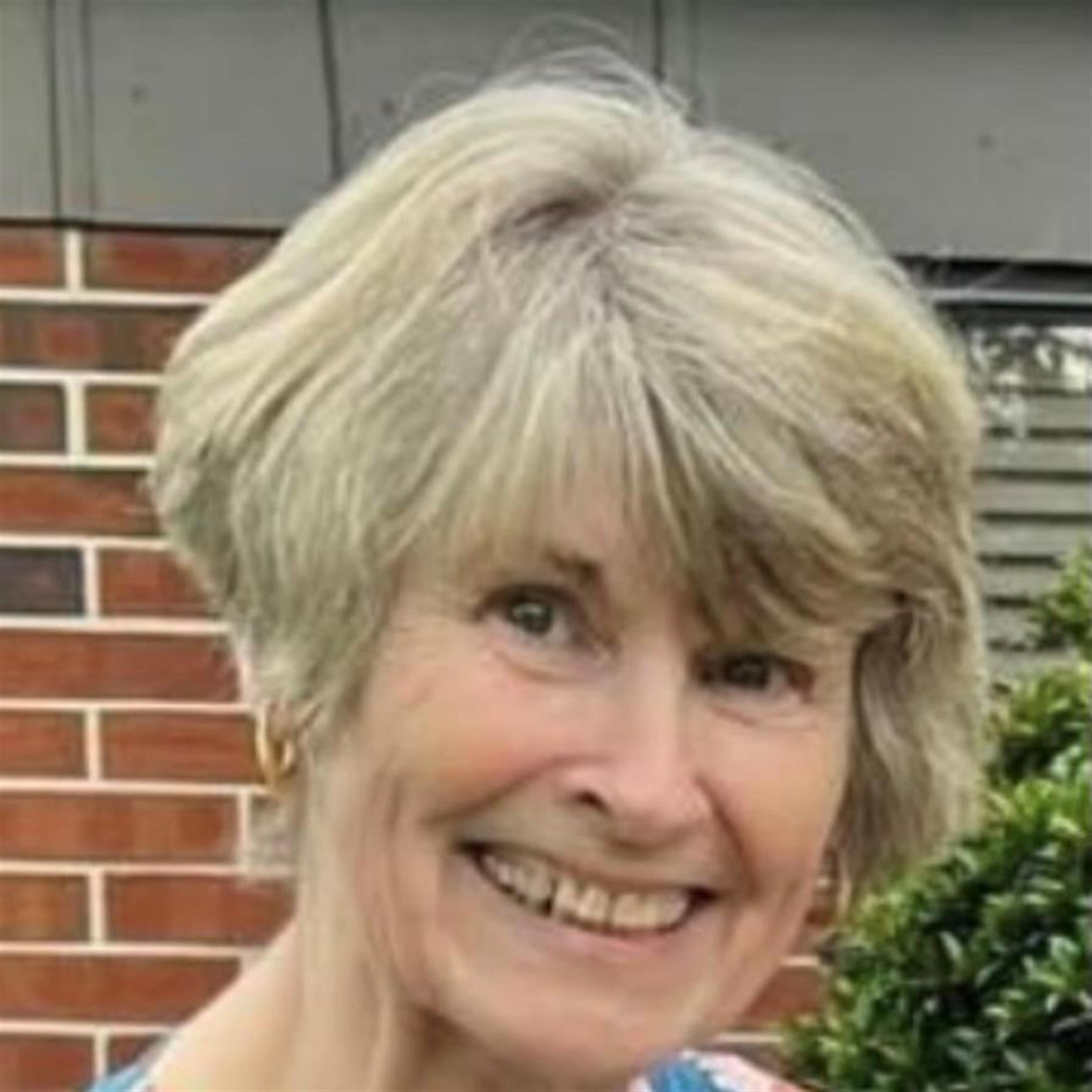 Lynn Celia Hirsch