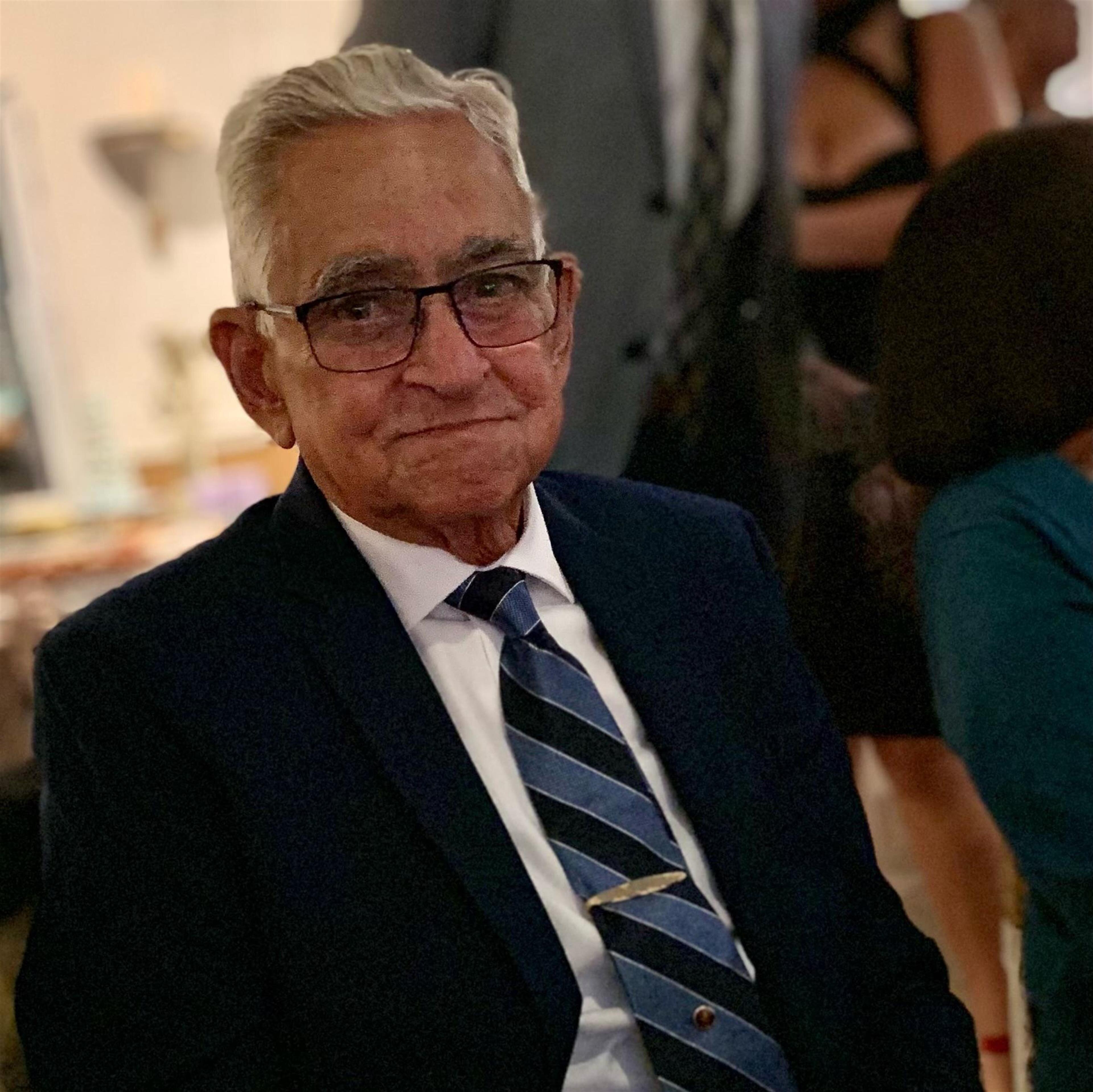 Fernando E Gonzalez