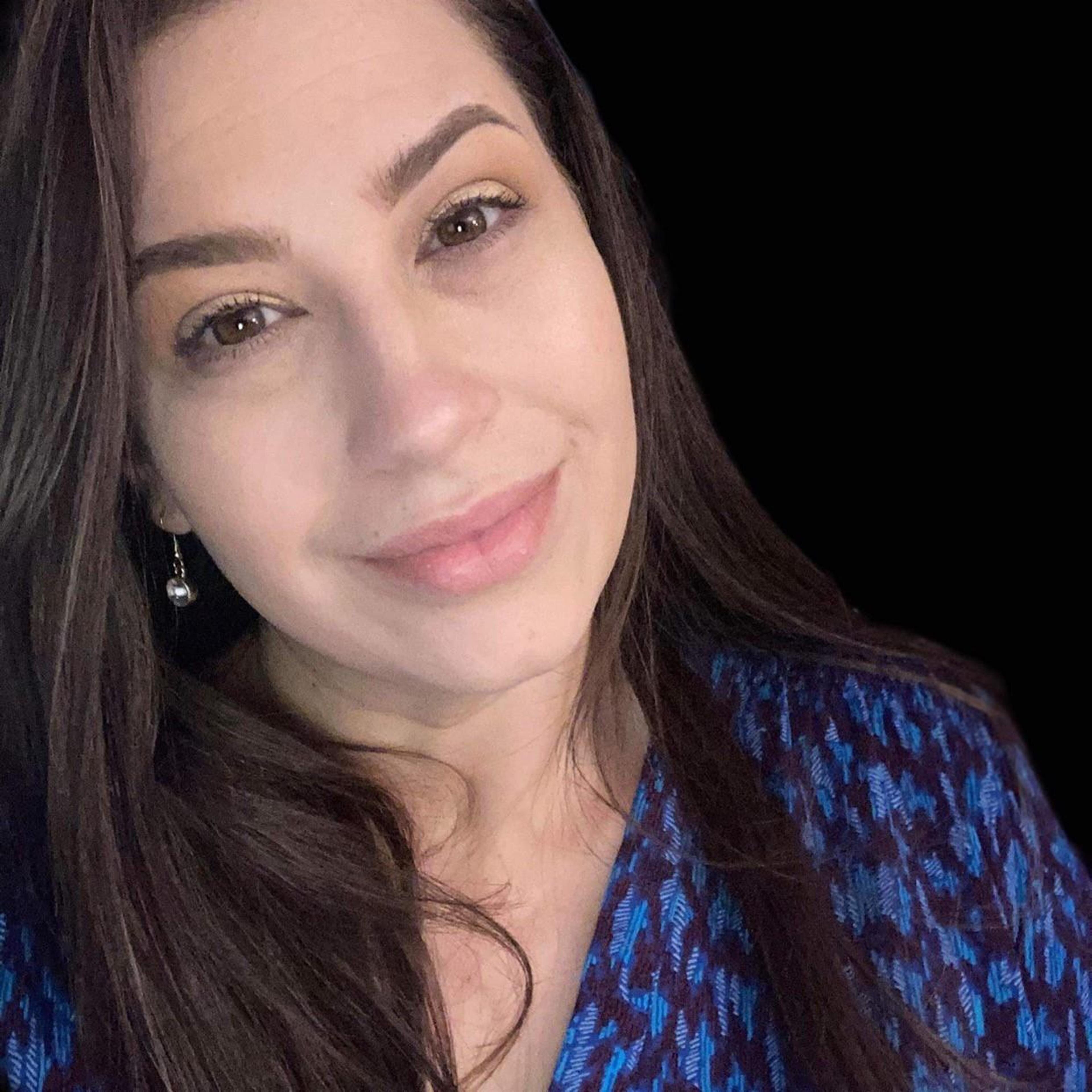 Amanda J. Woolard